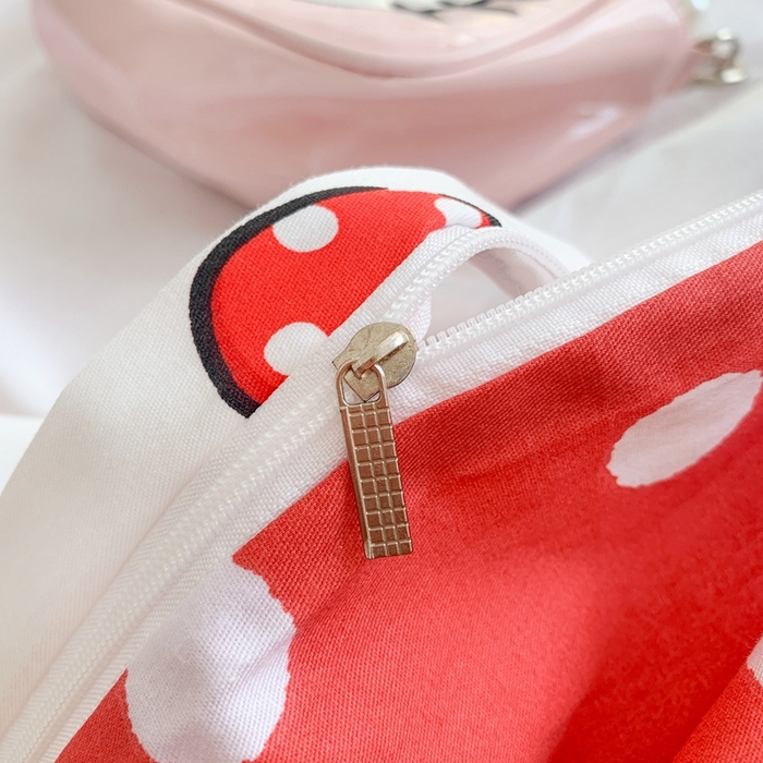 91家纺网 家纺一手货源 找家纺 朵希曼 2026新款正版授权全棉纯棉三丽鸥系列 波点凯蒂