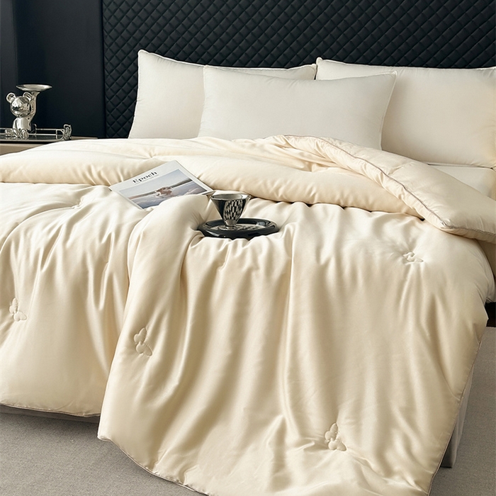 91家纺网 家纺一手货源 找家纺 林希 2026新款真丝缎天丝棉大豆被双人春秋被空调被加厚冬被婚庆送礼 牛奶米