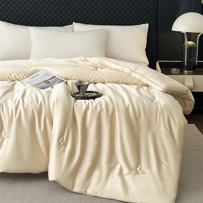 91家纺网 家纺一手货源 找家纺 林希 2026新款真丝缎天丝棉大豆被双人春秋被空调被加厚冬被婚庆送礼 牛奶米