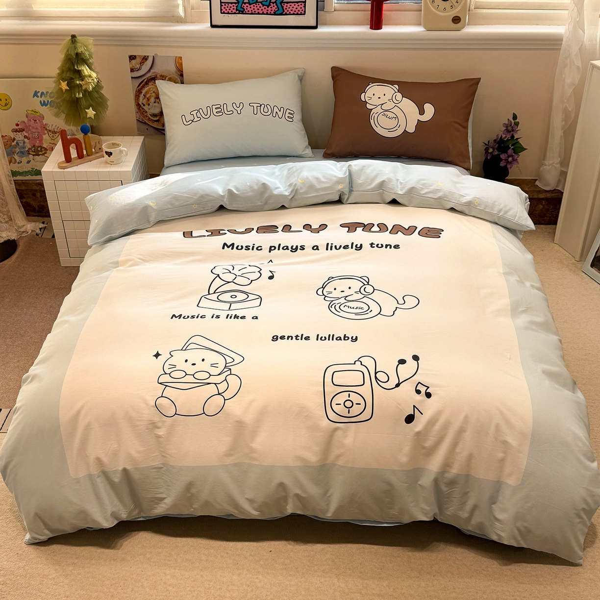 麦田家纺 2026新款全棉13070数码印花四件套 唱片小猫