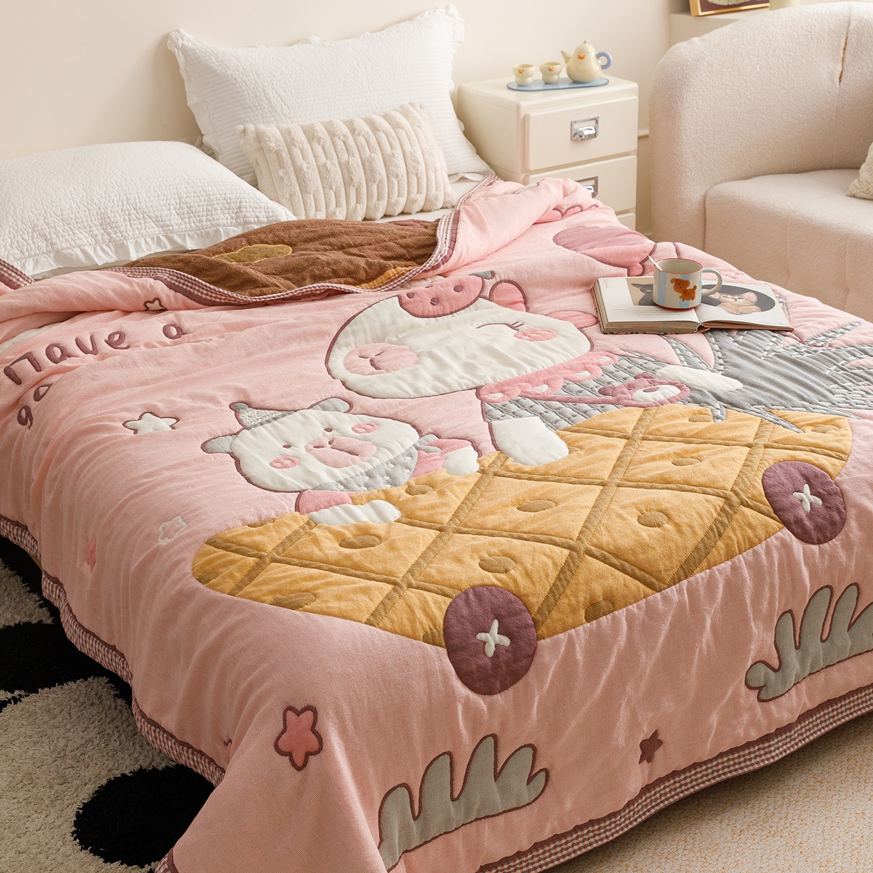 91家纺网 家纺一手货源 找家纺 朴尔家纺-毛巾被 2026新品纯棉云朵棉卡通独版十层加厚纱布泡芙被毛巾被 菠萝船-粉