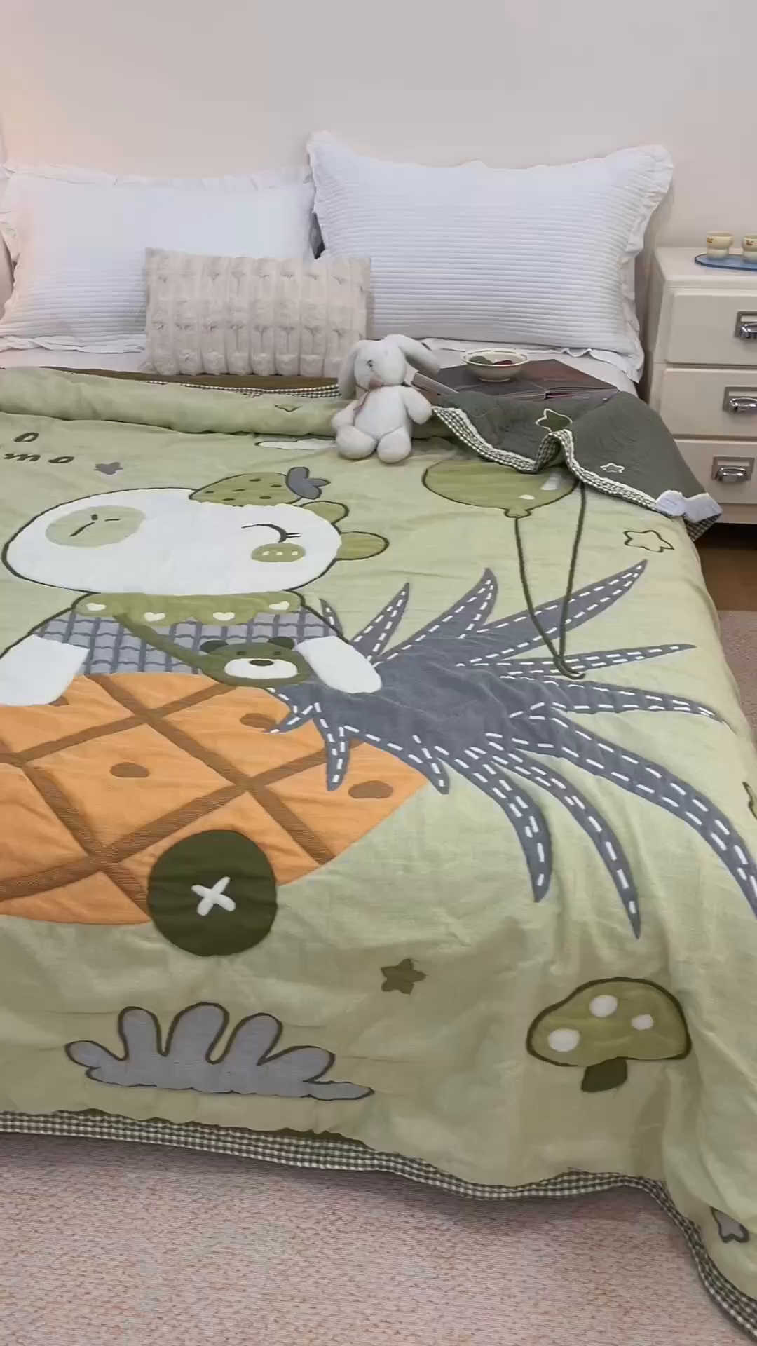 91家纺网 家纺一手货源 找家纺 朴尔家纺-毛巾被 2026新品纯棉云朵棉卡通独版十层加厚纱布泡芙被毛巾被 菠萝船-绿