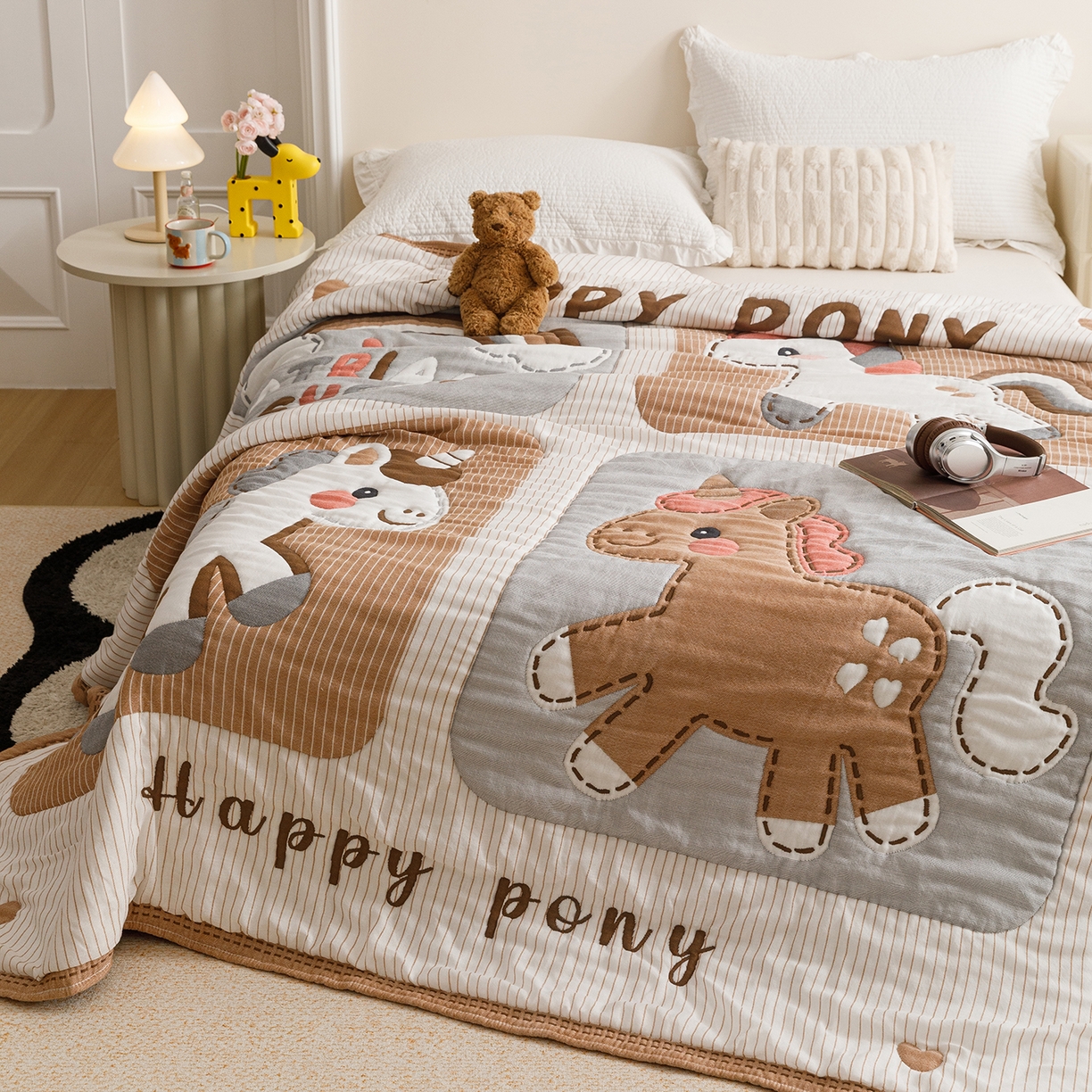 91家纺网 家纺一手货源 找家纺 朴尔家纺-毛巾被 2026新品纯棉云朵棉卡通独版十层加厚纱布泡芙被毛巾被 彩虹马