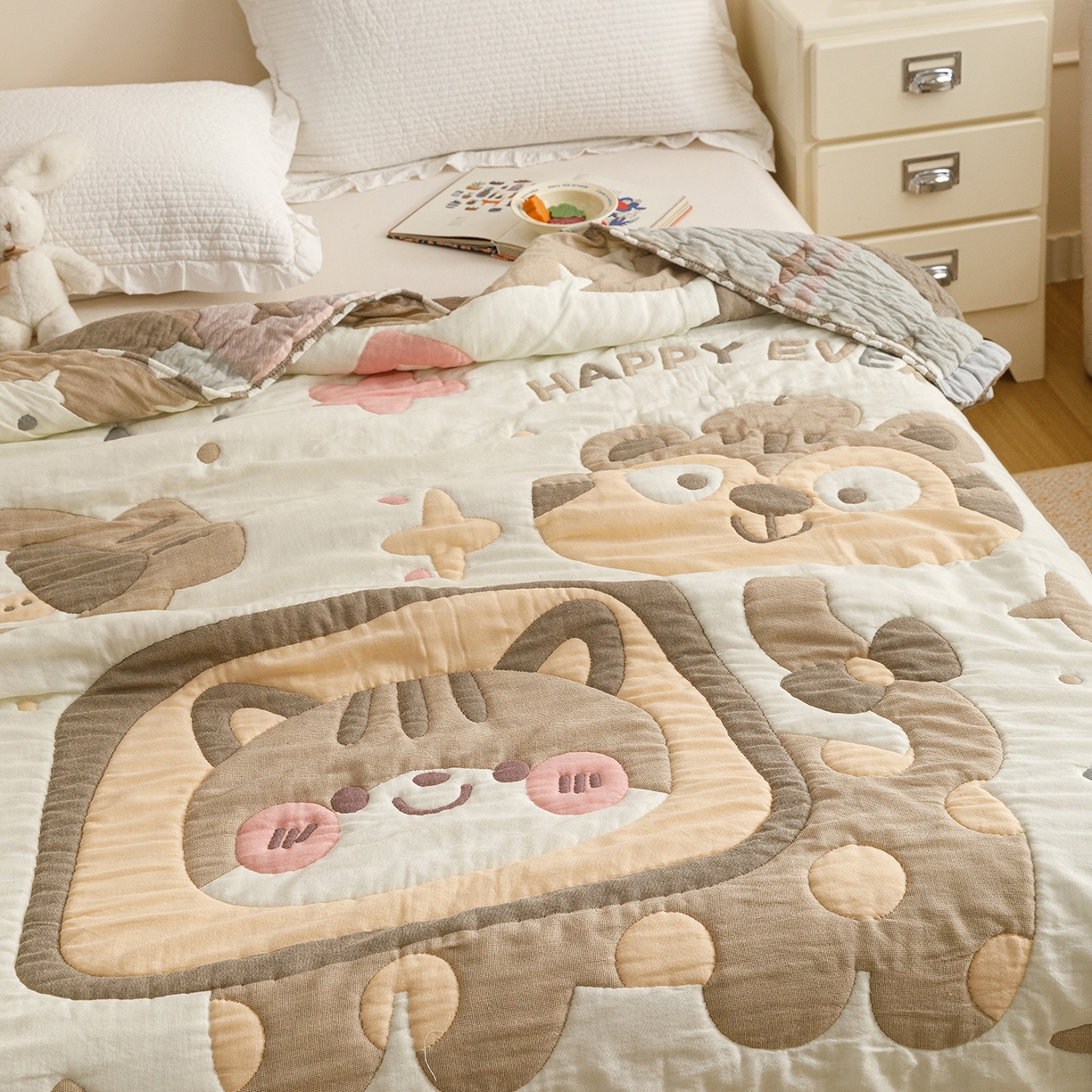 91家纺网 家纺一手货源 找家纺 朴尔家纺-毛巾被 2026新品纯棉云朵棉卡通独版十层加厚纱布泡芙被毛巾被 大脸猫