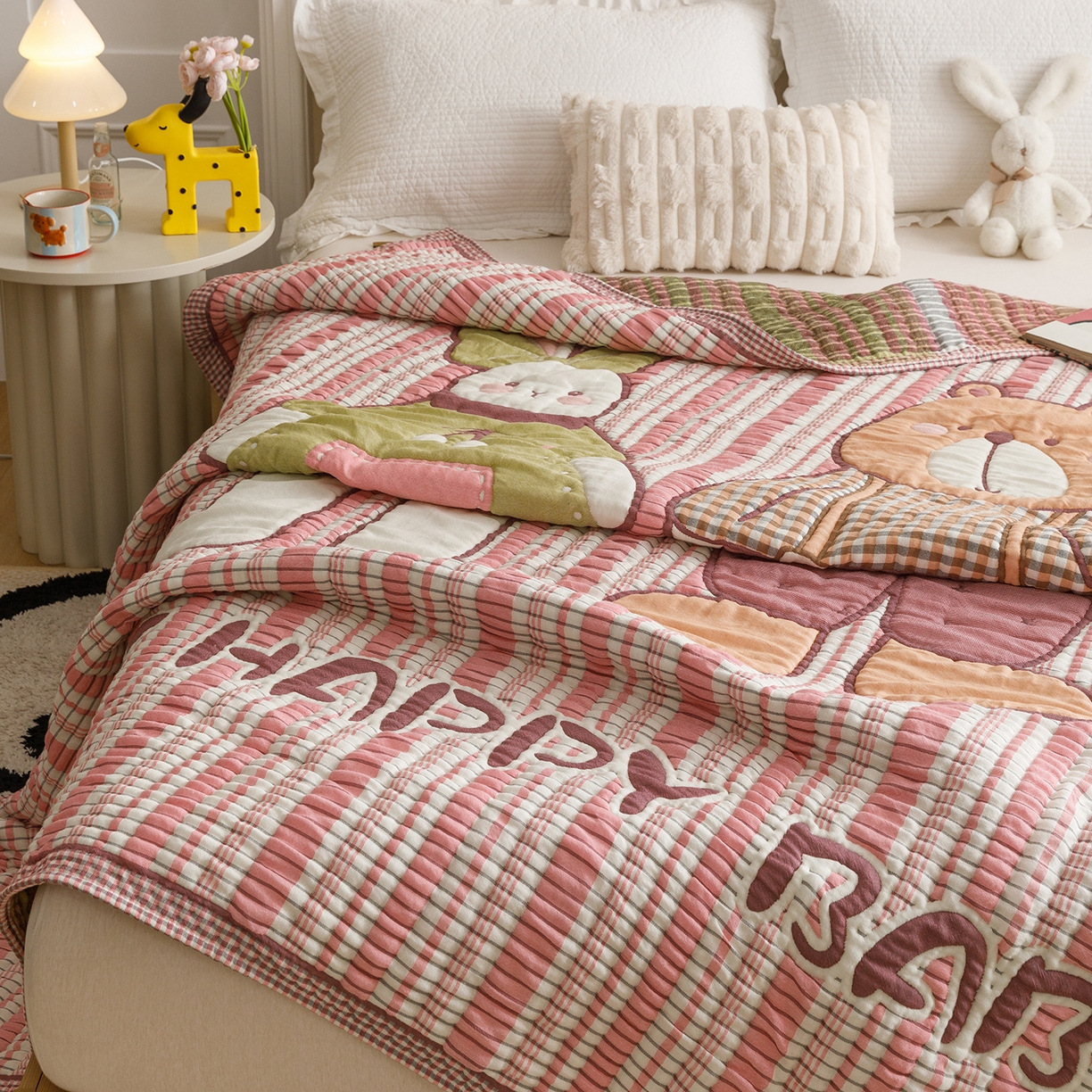 91家纺网 家纺一手货源 找家纺 朴尔家纺-毛巾被 2026新品纯棉云朵棉卡通独版十层加厚纱布泡芙被毛巾被 粉色条纹伙伴