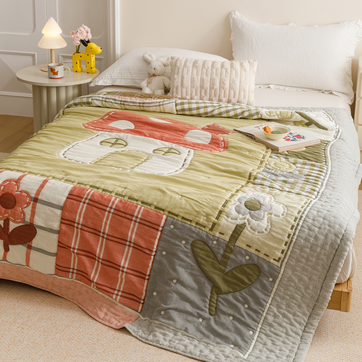 91家纺网 家纺一手货源 找家纺 朴尔家纺-毛巾被 2026新品纯棉云朵棉卡通独版十层加厚纱布泡芙被毛巾被 花间蘑菇