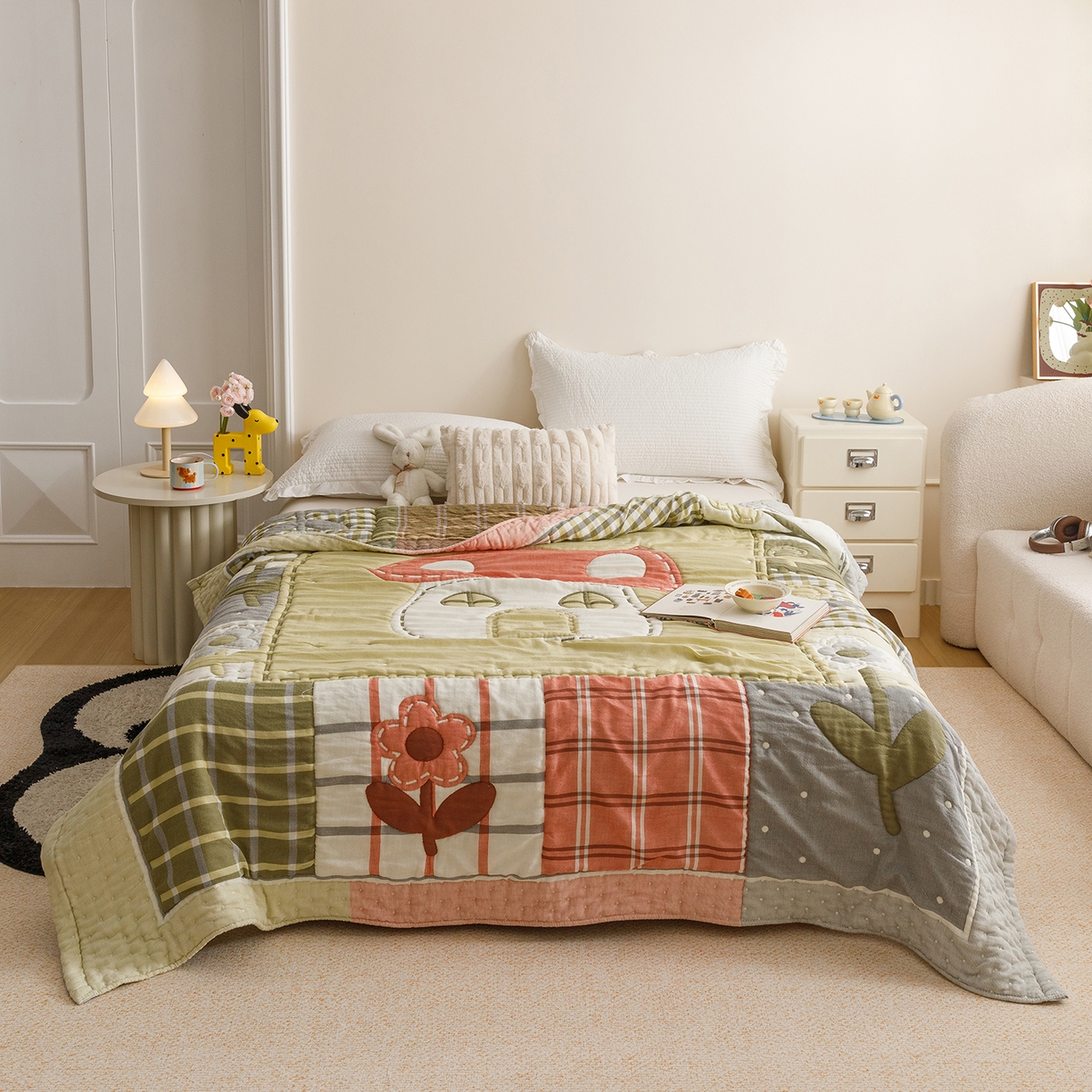 91家纺网 家纺一手货源 找家纺 朴尔家纺-毛巾被 2026新品纯棉云朵棉卡通独版十层加厚纱布泡芙被毛巾被 花间蘑菇