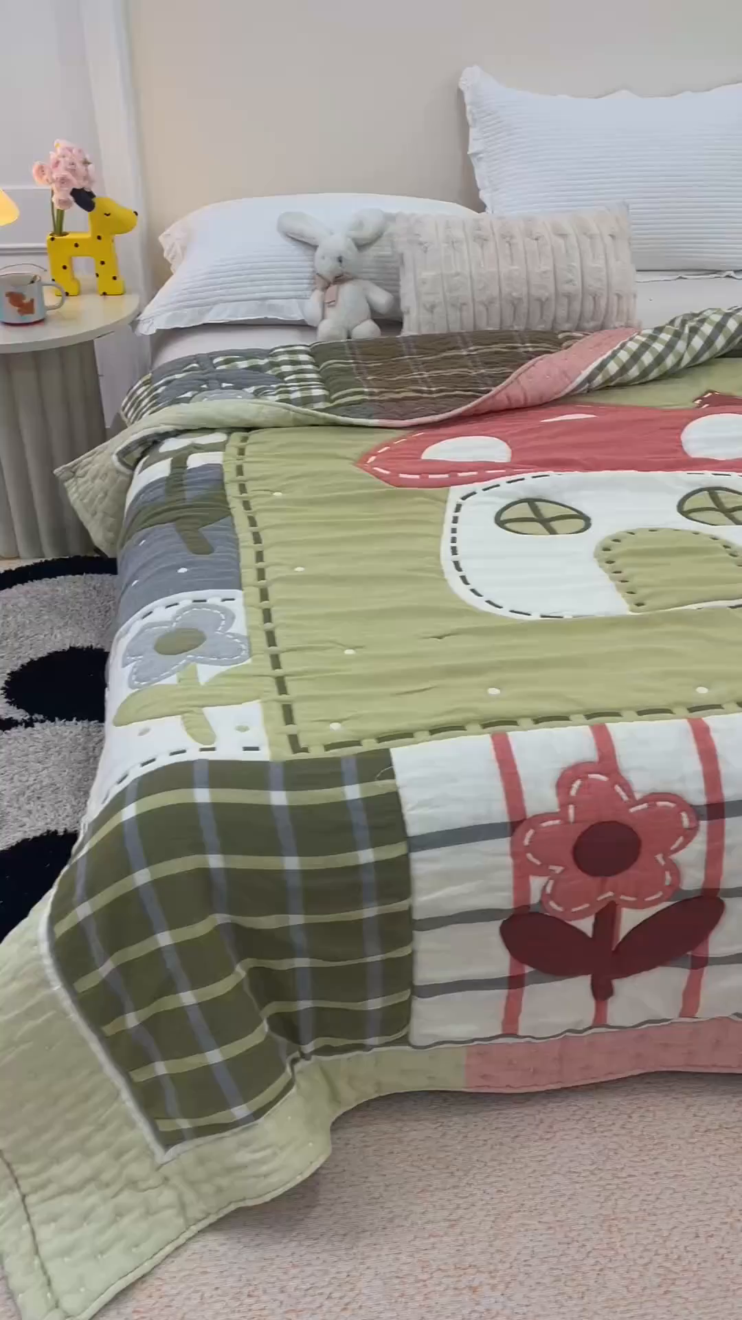 91家纺网 家纺一手货源 找家纺 朴尔家纺-毛巾被 2026新品纯棉云朵棉卡通独版十层加厚纱布泡芙被毛巾被 花间蘑菇