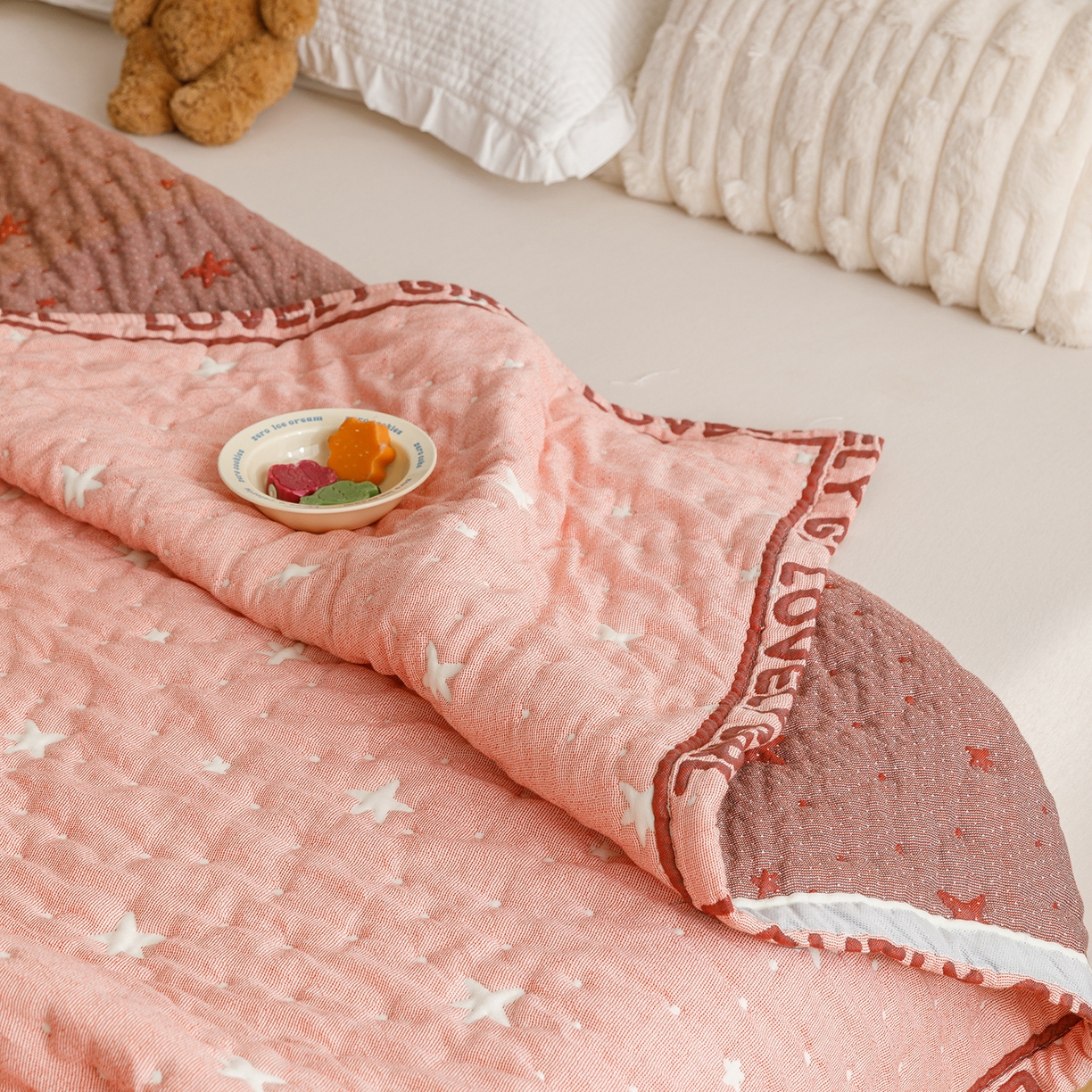 91家纺网 家纺一手货源 找家纺 朴尔家纺-毛巾被 2026新品纯棉云朵棉卡通独版十层加厚纱布泡芙被毛巾被 花月眠