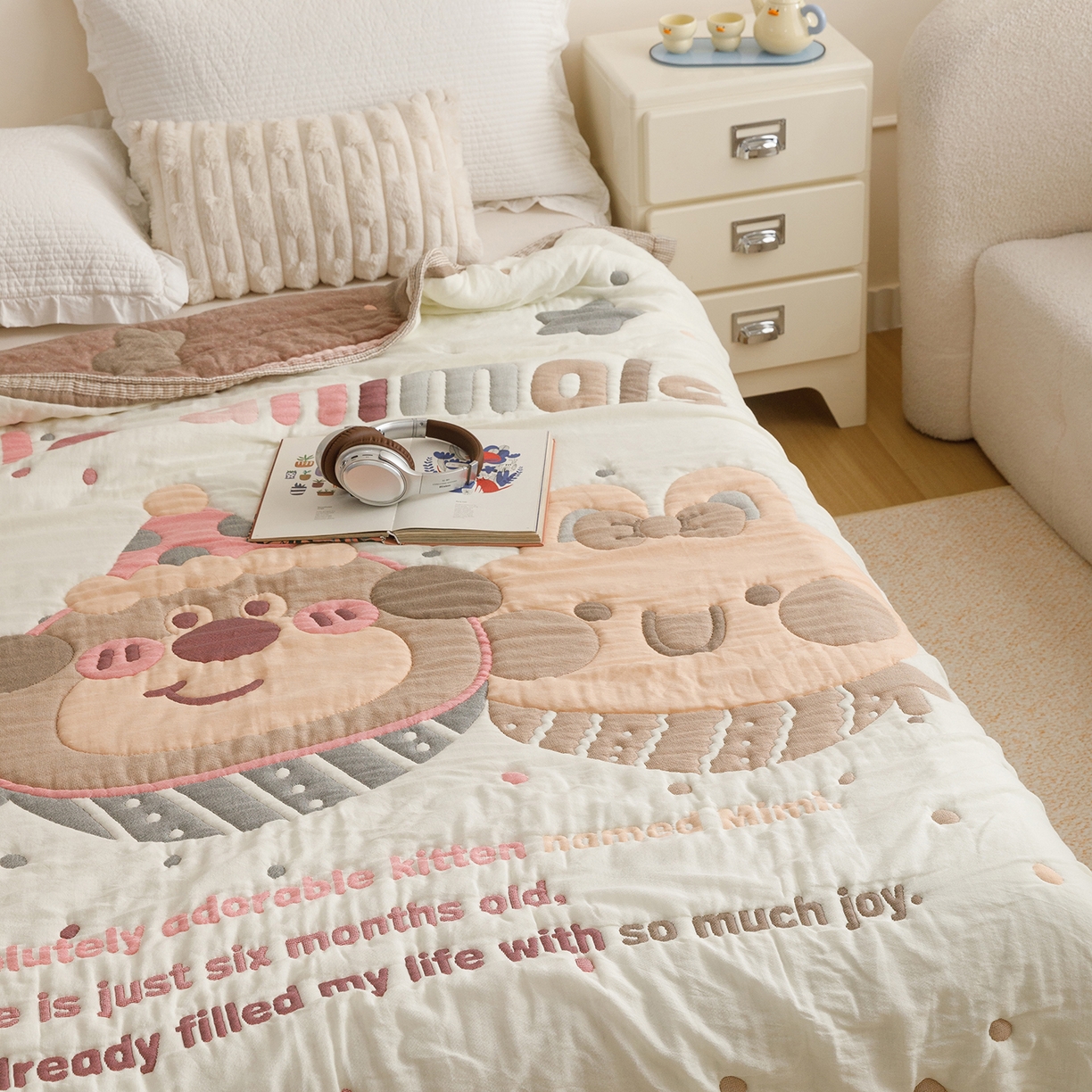 91家纺网 家纺一手货源 找家纺 朴尔家纺-毛巾被 2026新品纯棉云朵棉卡通独版十层加厚纱布泡芙被毛巾被 欢乐动物