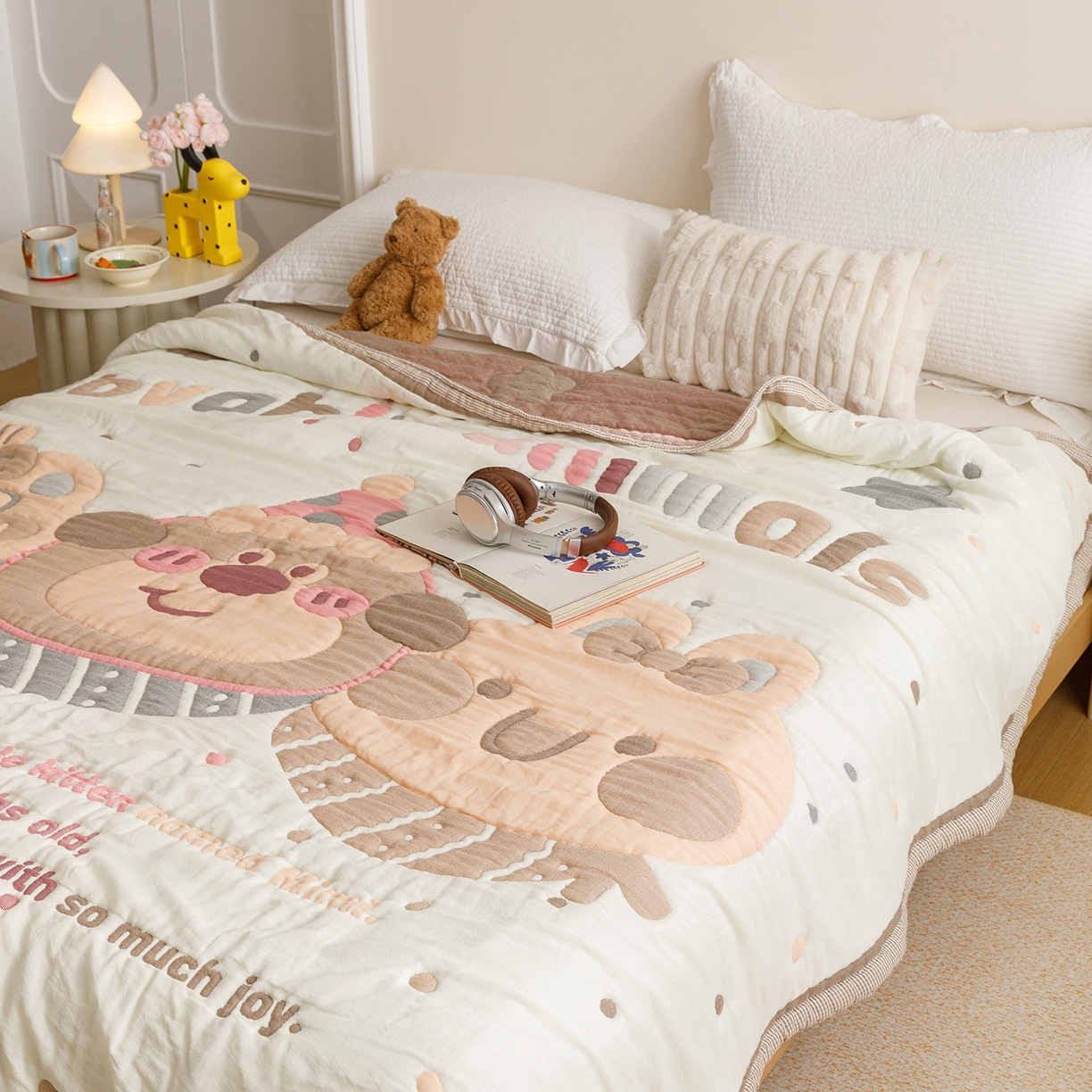 91家纺网 家纺一手货源 找家纺 朴尔家纺-毛巾被 2026新品纯棉云朵棉卡通独版十层加厚纱布泡芙被毛巾被 欢乐动物