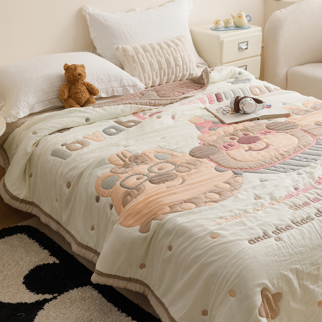 91家纺网 家纺一手货源 找家纺 朴尔家纺-毛巾被 2026新品纯棉云朵棉卡通独版十层加厚纱布泡芙被毛巾被 欢乐动物