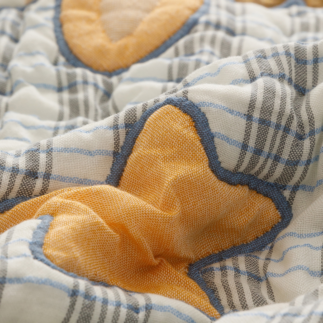 91家纺网 家纺一手货源 找家纺 朴尔家纺-毛巾被 2026新品纯棉云朵棉卡通独版十层加厚纱布泡芙被毛巾被 蓝色长颈鹿