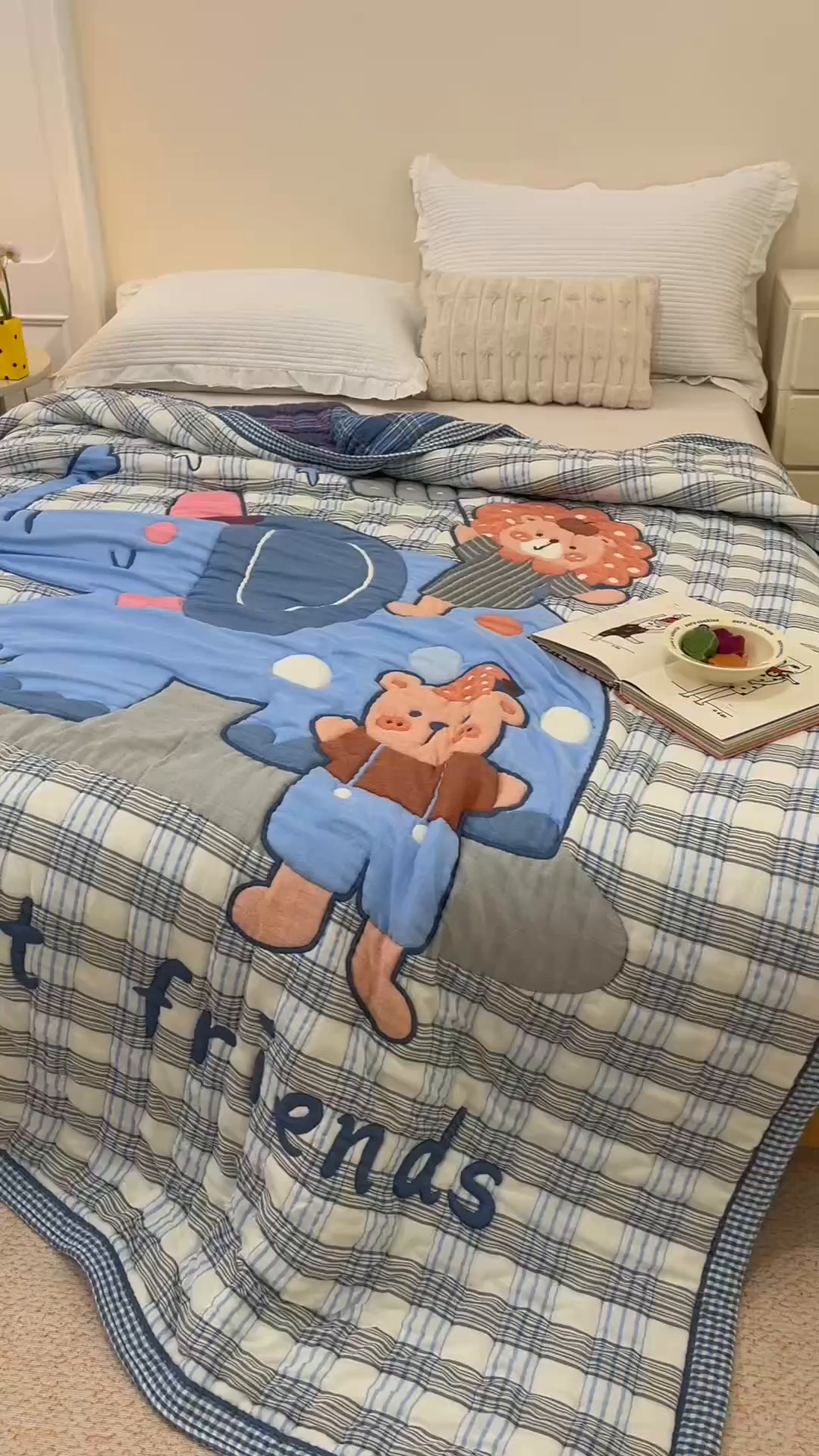 91家纺网 家纺一手货源 找家纺 朴尔家纺-毛巾被 2026新品纯棉云朵棉卡通独版十层加厚纱布泡芙被毛巾被 棋盘萌象