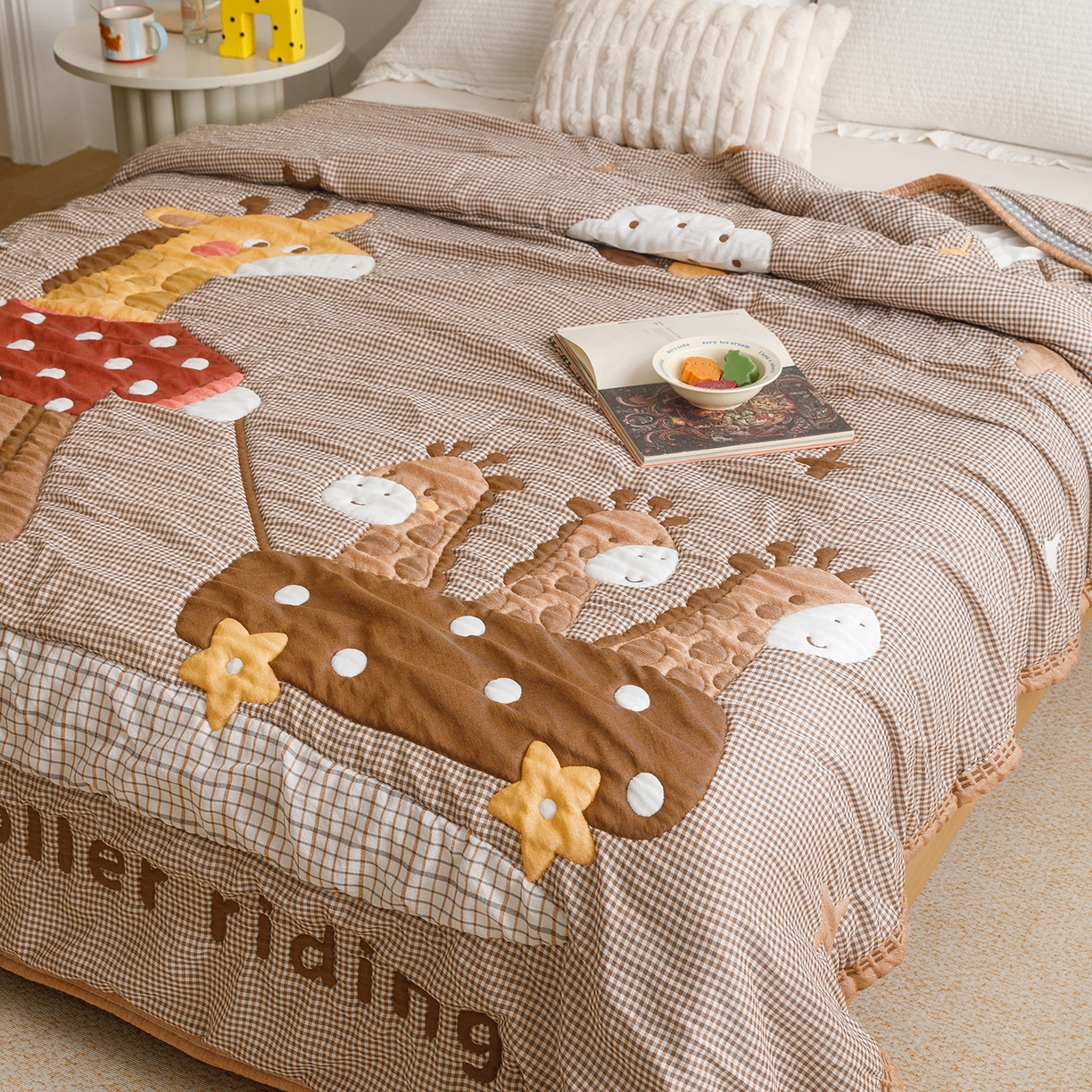 91家纺网 家纺一手货源 找家纺 朴尔家纺-毛巾被 2026新品纯棉云朵棉卡通独版十层加厚纱布泡芙被毛巾被 亲子时刻