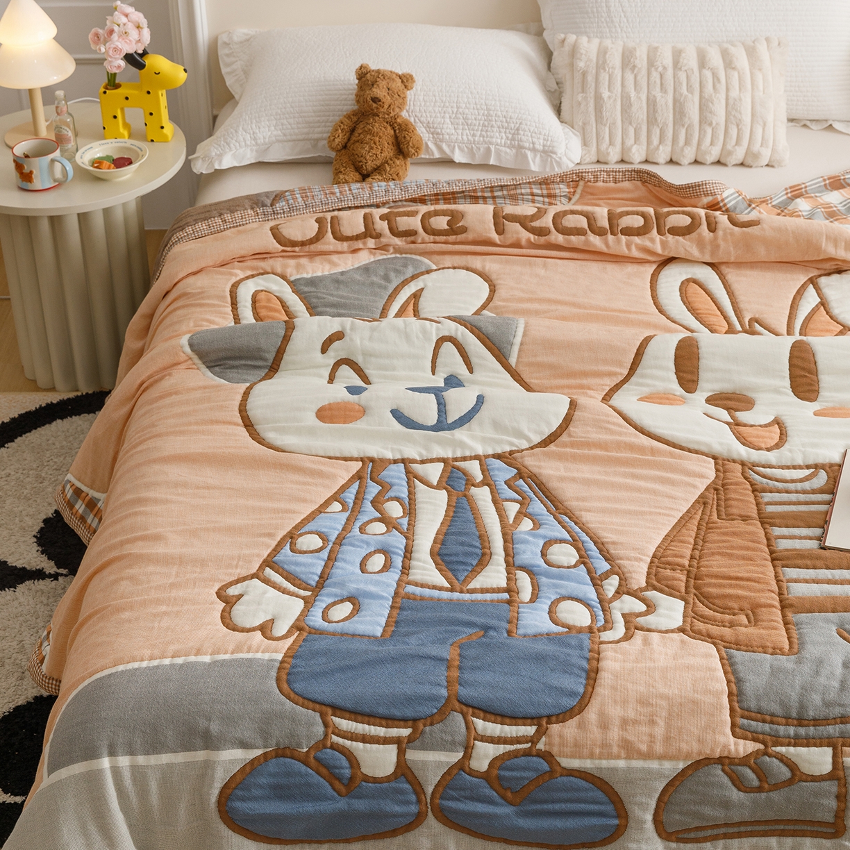 91家纺网 家纺一手货源 找家纺 朴尔家纺-毛巾被 2026新品纯棉云朵棉卡通独版十层加厚纱布泡芙被毛巾被 绅士兔先生