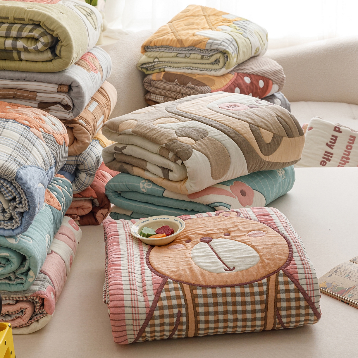 91家纺网 家纺一手货源 找家纺 朴尔家纺-毛巾被 2026新品纯棉云朵棉卡通独版十层加厚纱布泡芙被毛巾被 组合图