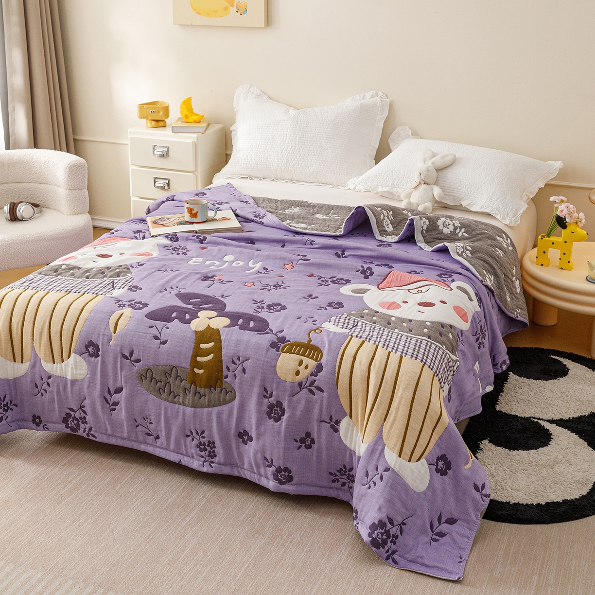 91家纺网 家纺一手货源 找家纺 朴尔家纺-毛巾被 2026新品十层轻肤纯棉云朵棉色织提花纱布泡芙被毛巾被 花园坚果熊-紫