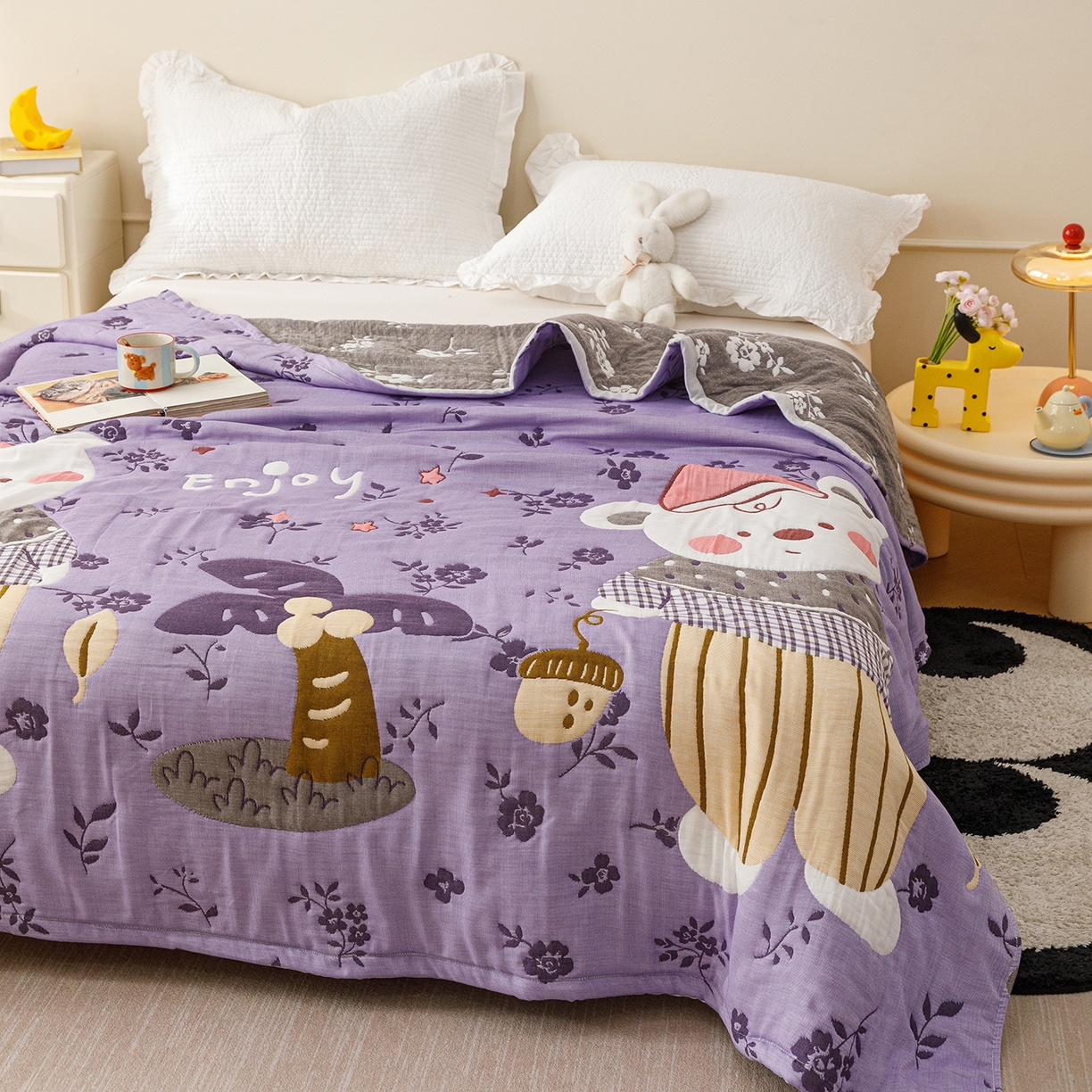 91家纺网 家纺一手货源 找家纺 朴尔家纺-毛巾被 2026新品十层轻肤纯棉云朵棉色织提花纱布泡芙被毛巾被 花园坚果熊-紫