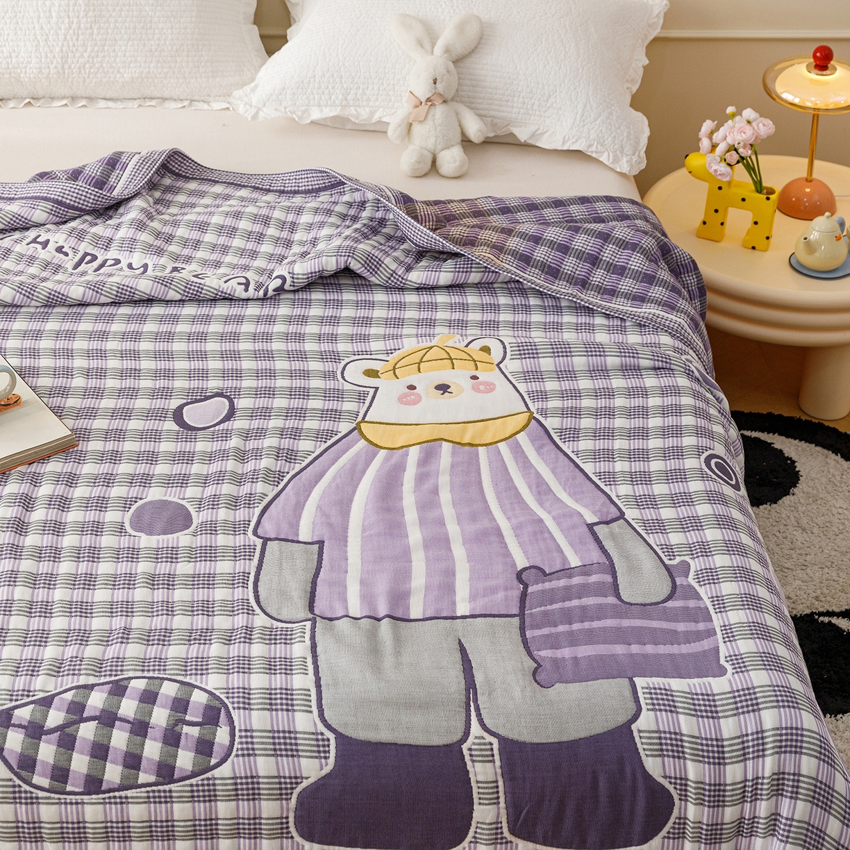 91家纺网 家纺一手货源 找家纺 朴尔家纺-毛巾被 2026新品十层轻肤纯棉云朵棉色织提花纱布泡芙被毛巾被 贝尔熊-紫