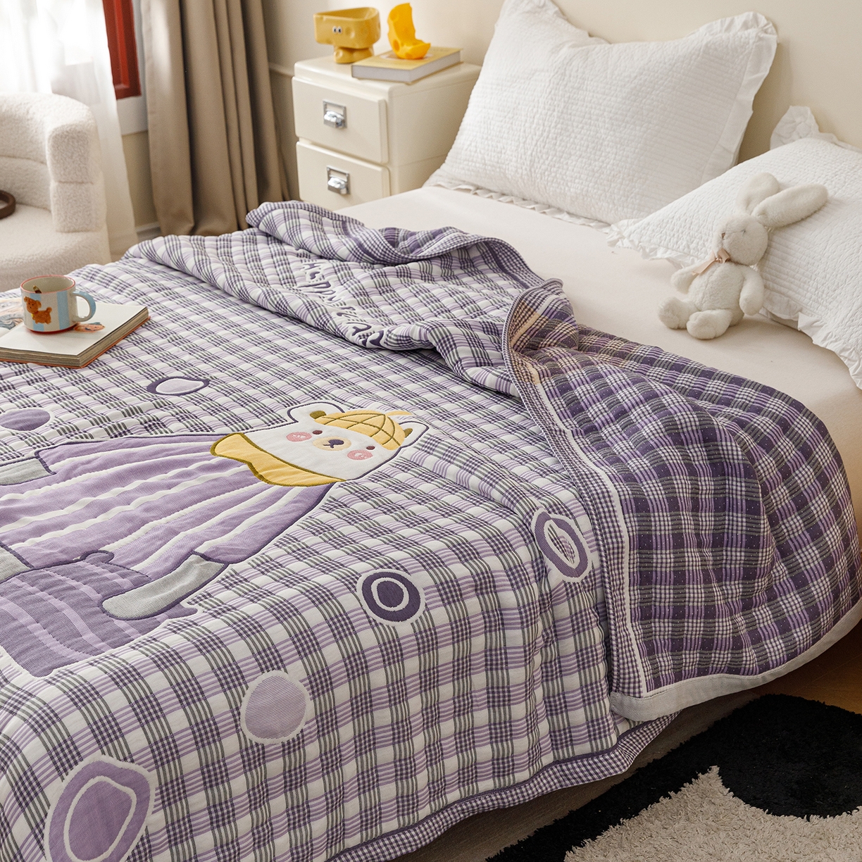 91家纺网 家纺一手货源 找家纺 朴尔家纺-毛巾被 2026新品十层轻肤纯棉云朵棉色织提花纱布泡芙被毛巾被 贝尔熊-紫