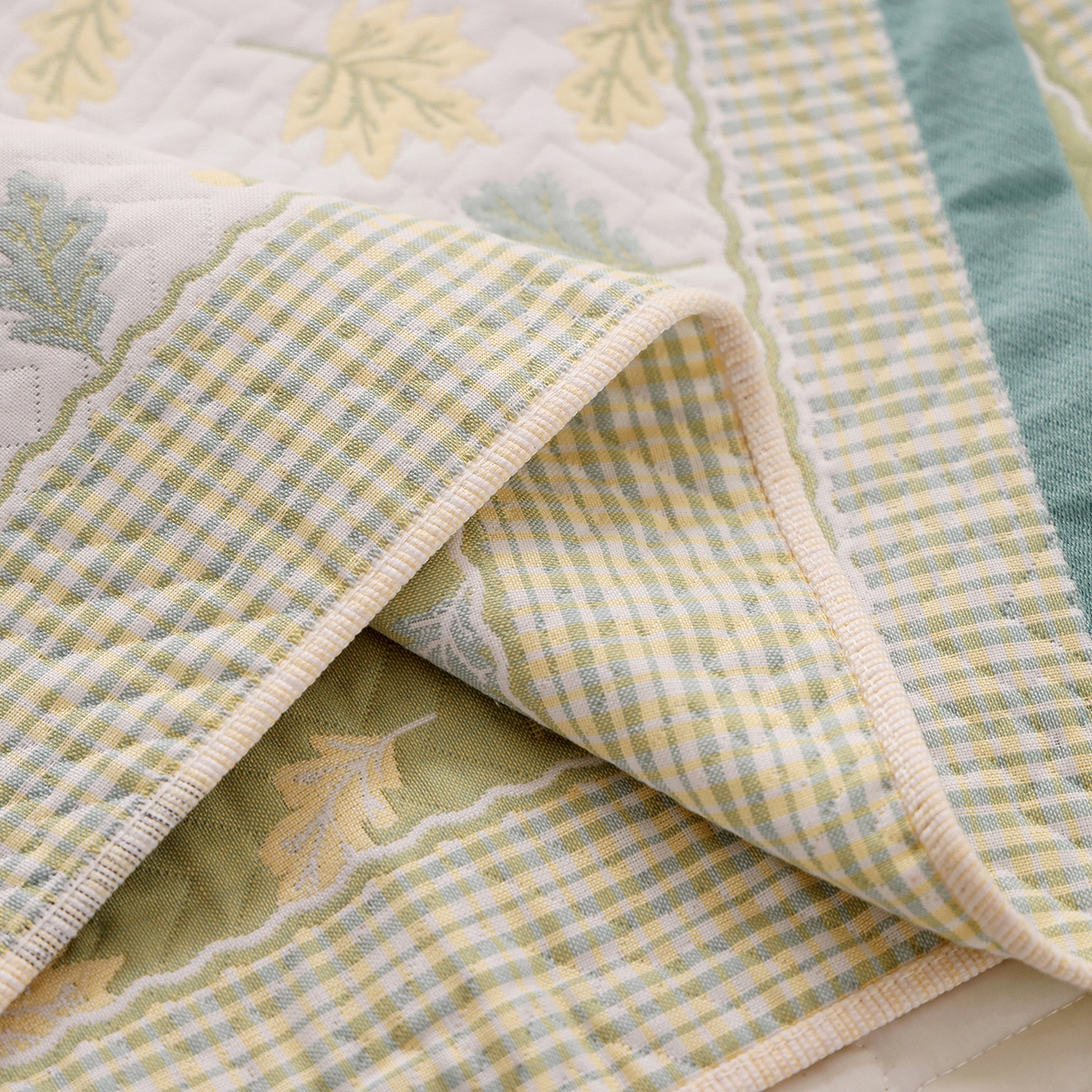 91家纺网 家纺一手货源 找家纺 朴尔家纺-毛巾被 2026新品小清新纯棉色织高密多层纱布枕巾 枫之叶-绿