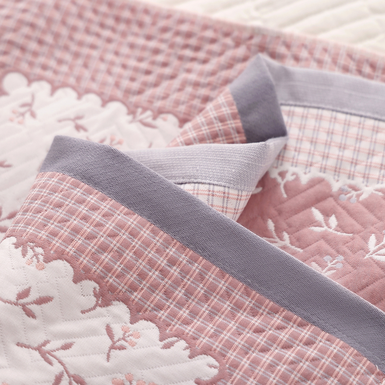 91家纺网 家纺一手货源 找家纺 朴尔家纺-毛巾被 2026新品小清新纯棉色织高密多层纱布枕巾 花韵南瓜-灰