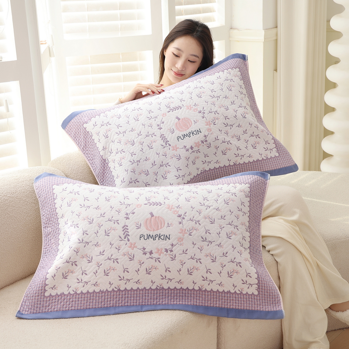 91家纺网 家纺一手货源 找家纺 朴尔家纺-毛巾被 2026新品小清新纯棉色织高密多层纱布枕巾 花韵南瓜-蓝