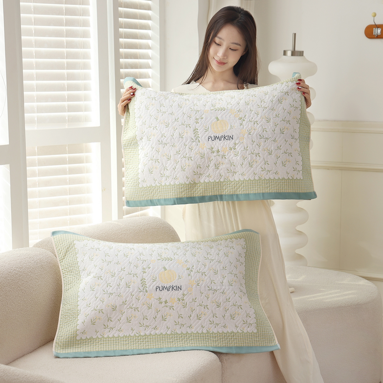 91家纺网 家纺一手货源 找家纺 朴尔家纺-毛巾被 2026新品小清新纯棉色织高密多层纱布枕巾 花韵南瓜-绿