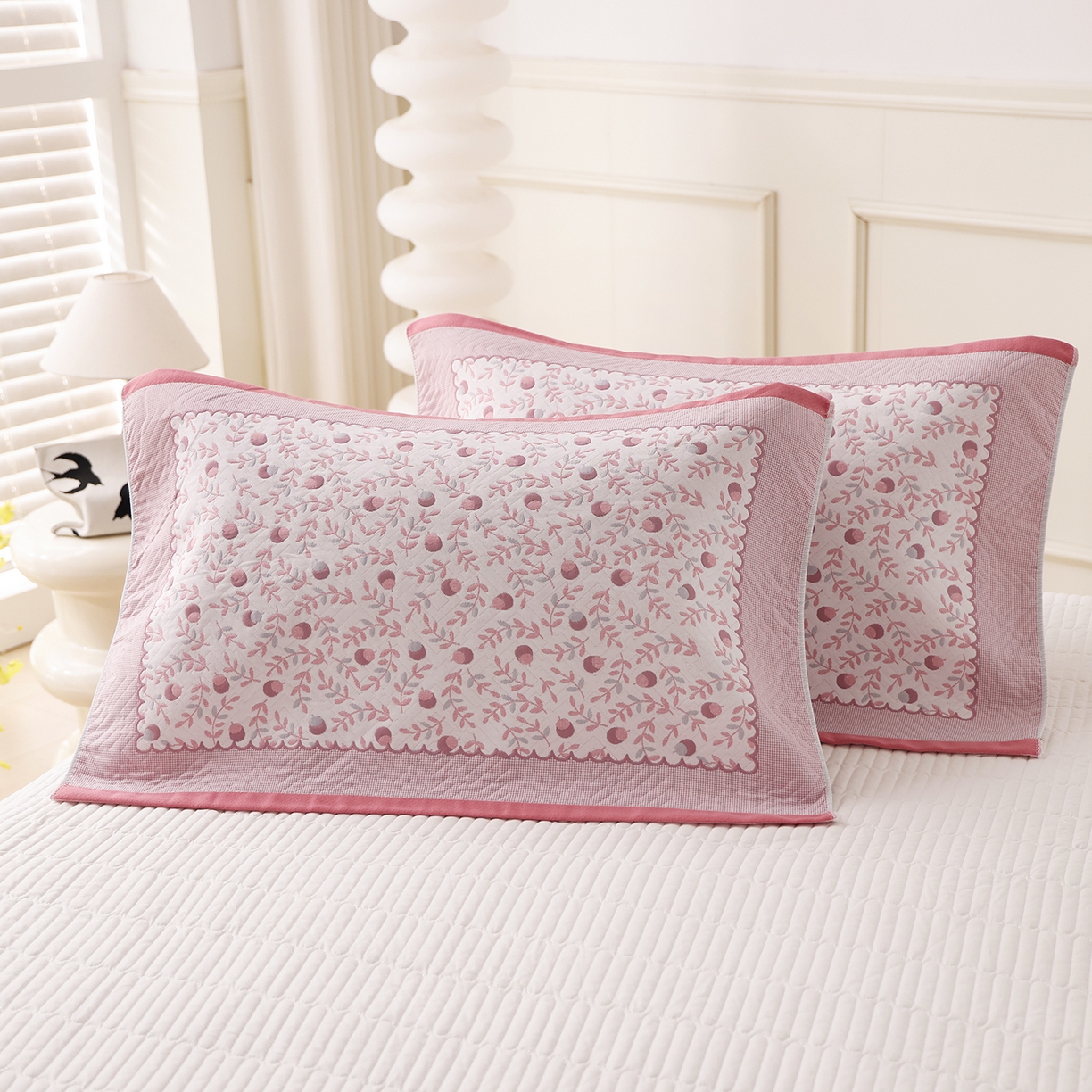 91家纺网 家纺一手货源 找家纺 朴尔家纺-毛巾被 2026新品小清新纯棉色织高密多层纱布枕巾 恋恋榛果-粉