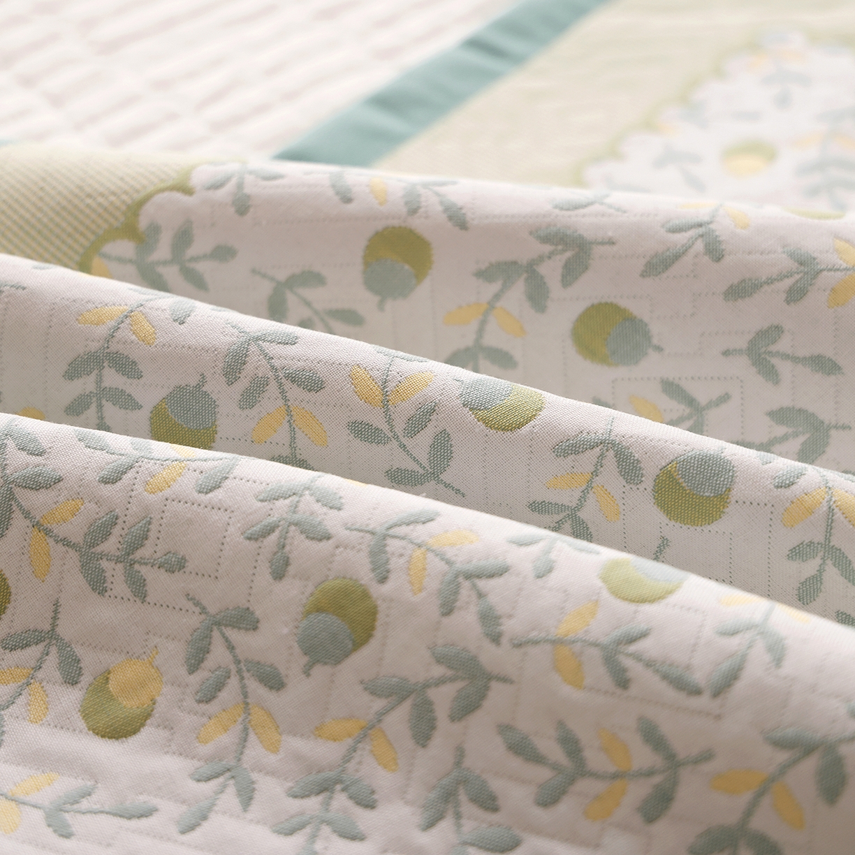 91家纺网 家纺一手货源 找家纺 朴尔家纺-毛巾被 2026新品小清新纯棉色织高密多层纱布枕巾 恋恋榛果-绿