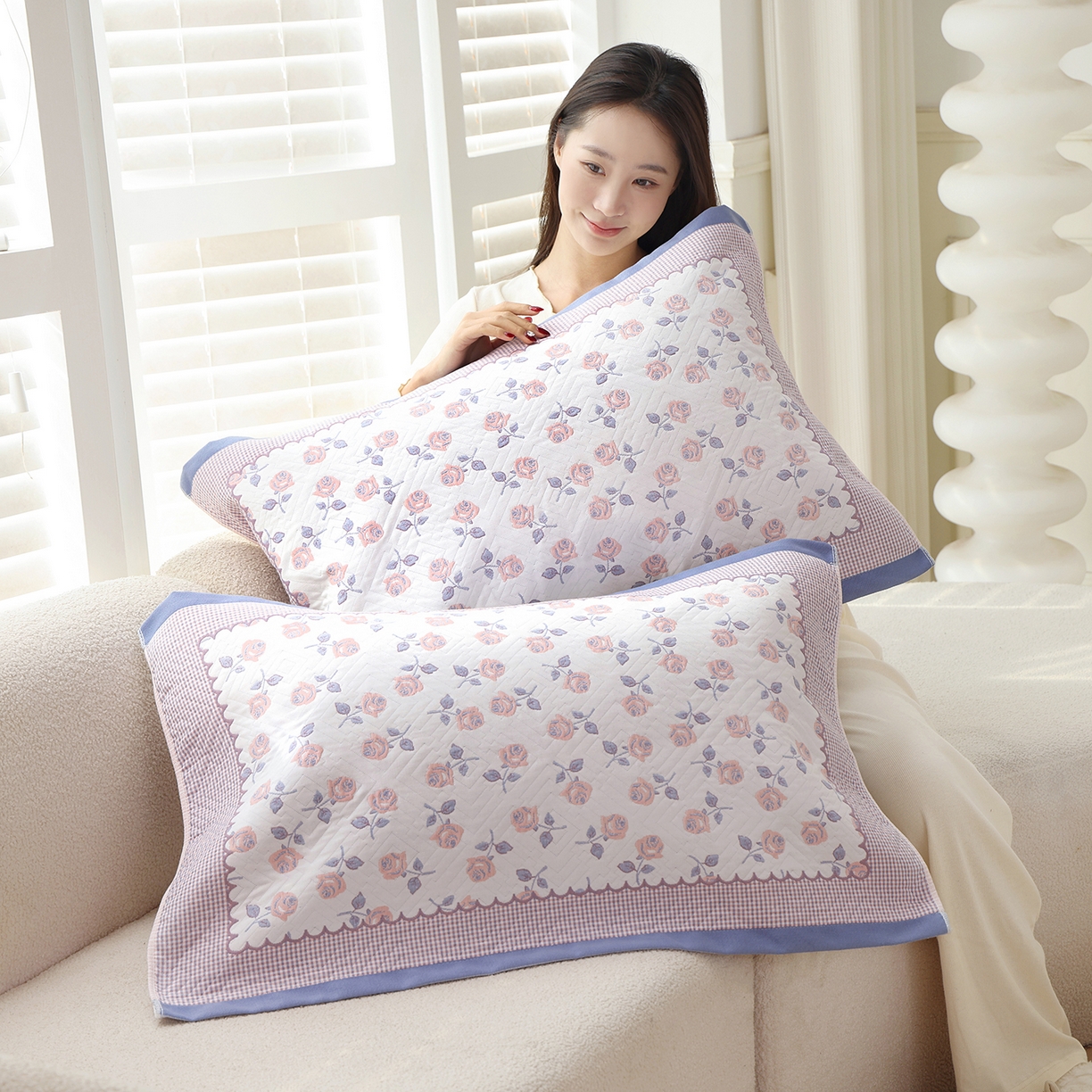 91家纺网 家纺一手货源 找家纺 朴尔家纺-毛巾被 2026新品小清新纯棉色织高密多层纱布枕巾 漫漫蔷薇-蓝