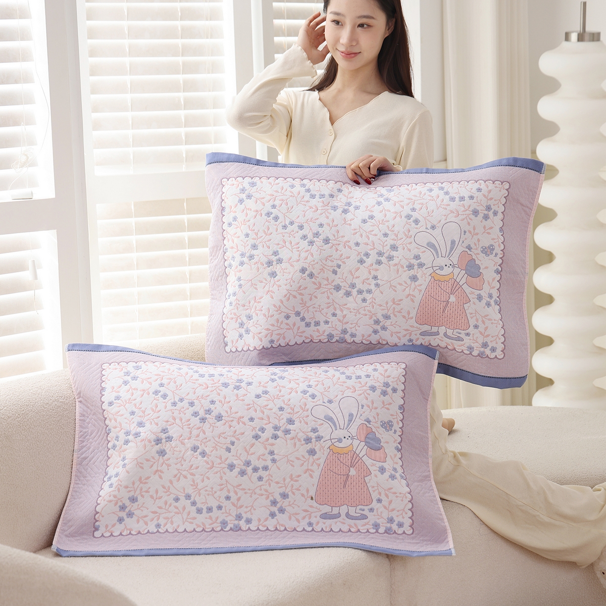 91家纺网 家纺一手货源 找家纺 朴尔家纺-毛巾被 2026新品小清新纯棉色织高密多层纱布枕巾 幸福时光-蓝