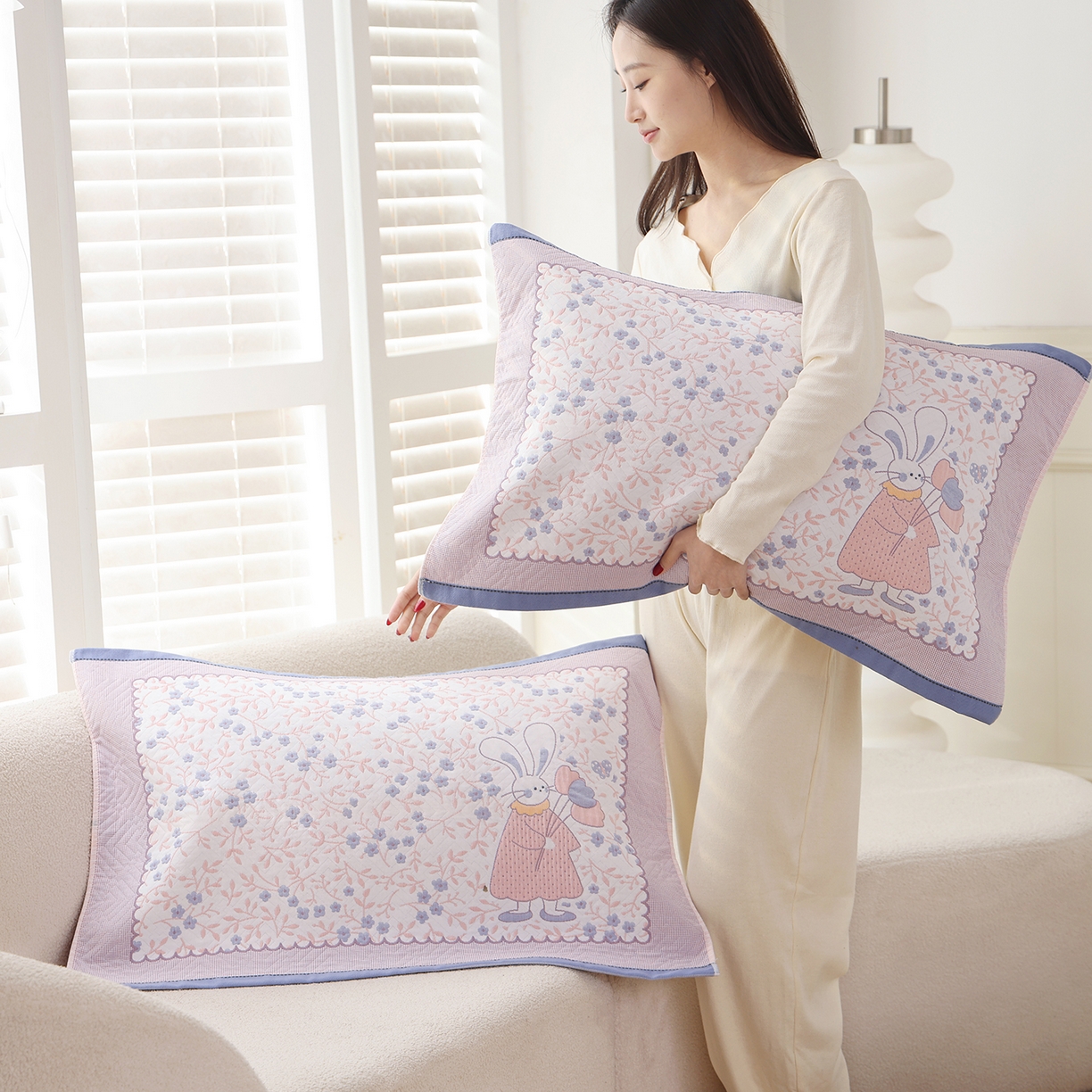 91家纺网 家纺一手货源 找家纺 朴尔家纺-毛巾被 2026新品小清新纯棉色织高密多层纱布枕巾 幸福时光-蓝