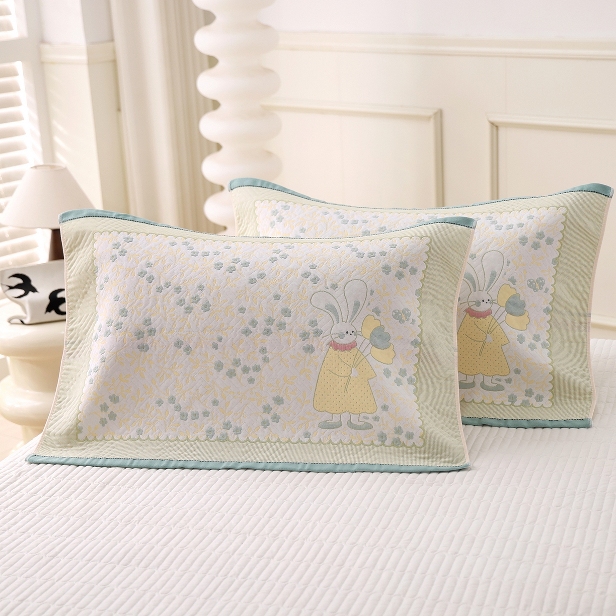 91家纺网 家纺一手货源 找家纺 朴尔家纺-毛巾被 2026新品小清新纯棉色织高密多层纱布枕巾 幸福时光-绿