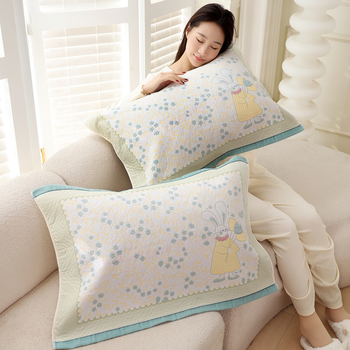 91家纺网 家纺一手货源 找家纺 朴尔家纺-毛巾被 2026新品小清新纯棉色织高密多层纱布枕巾 幸福时光-绿