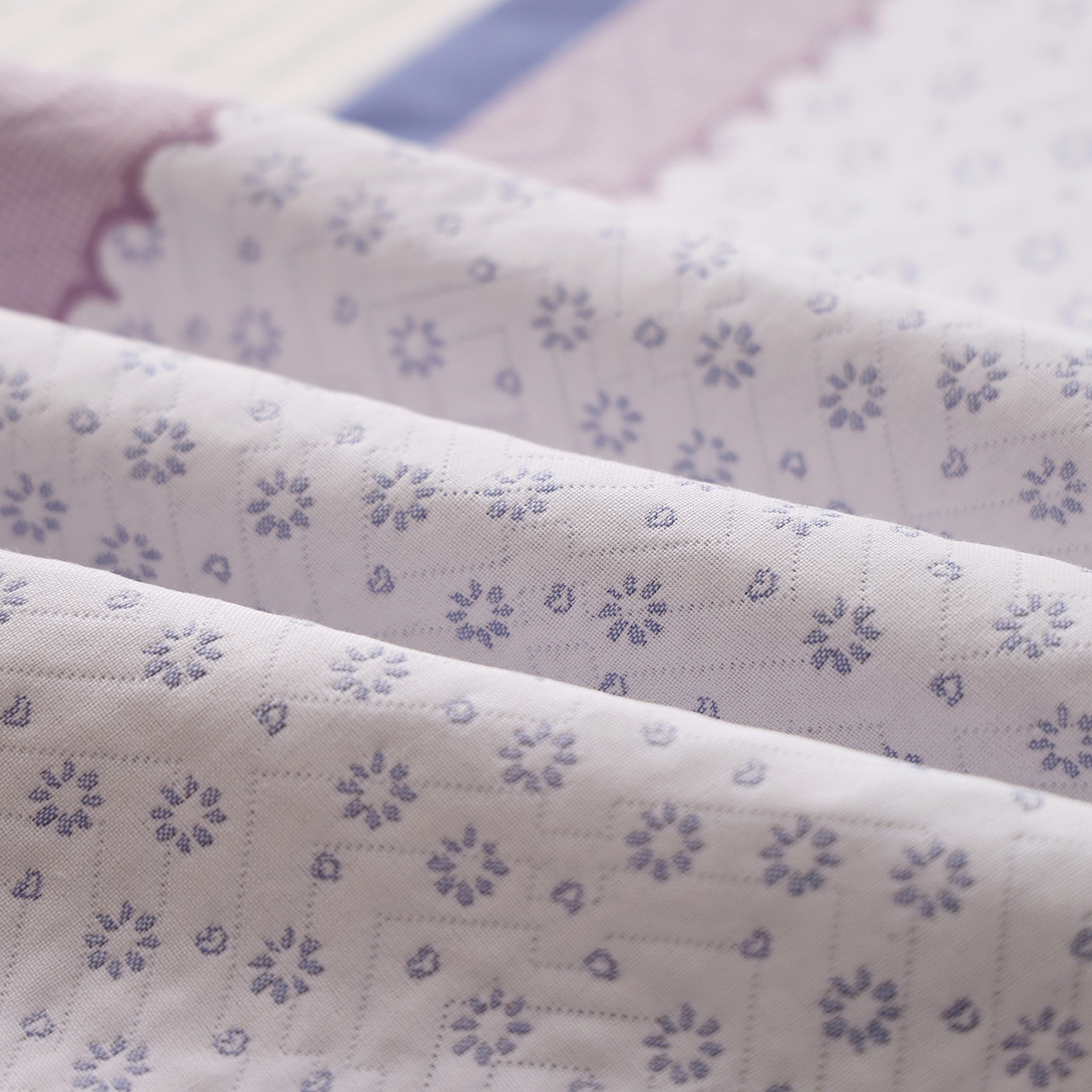 91家纺网 家纺一手货源 找家纺 朴尔家纺-毛巾被 2026新品小清新纯棉色织高密多层纱布枕巾 雪花萌马-蓝