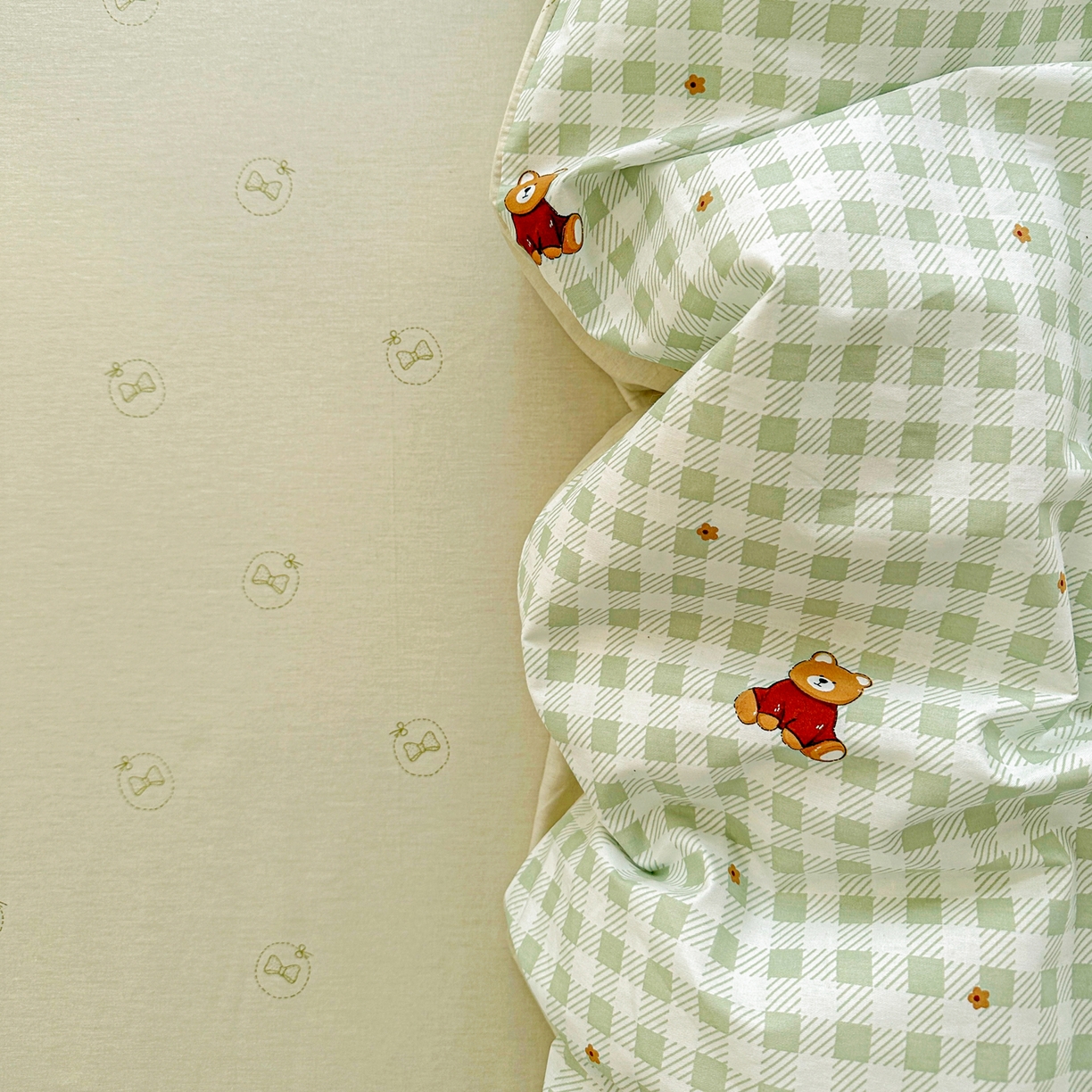 91家纺网 家纺一手货源 找家纺 佳汐蓝家纺 2026新款全棉纯棉加厚13376印花单品被套 被套单件 绿格小熊