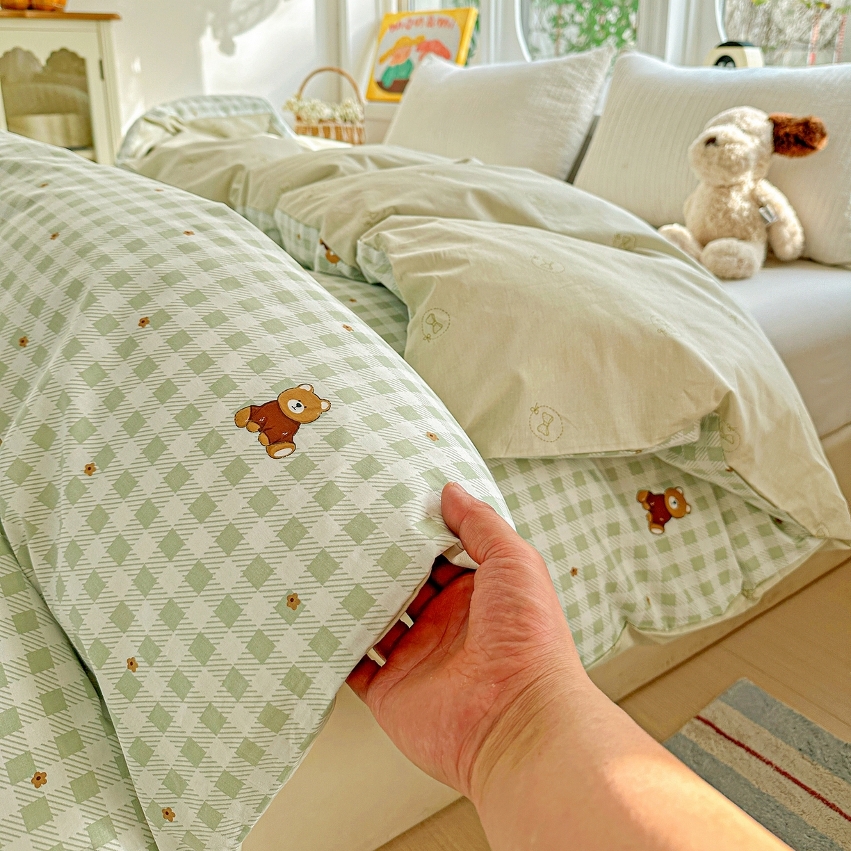 91家纺网 家纺一手货源 找家纺 佳汐蓝家纺 2026新款全棉纯棉加厚13376印花单品被套 被套单件 绿格小熊