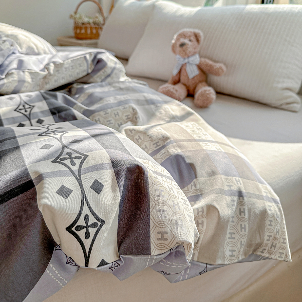 91家纺网 家纺一手货源 找家纺 佳汐蓝家纺 2026新款全棉纯棉加厚13376印花单品被套 被套单件 协奏曲