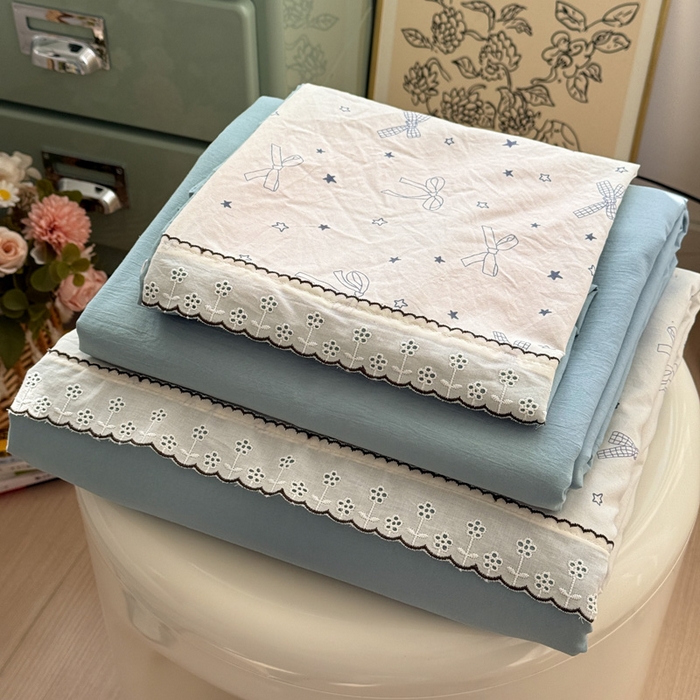 91家纺网 家纺一手货源 找家纺 逸林家纺《原希尔顿逸林》 2026新款春款古法水洗棉法式立体全棉花边拼接款四件套学生三件套单品被套枕套 雨沫