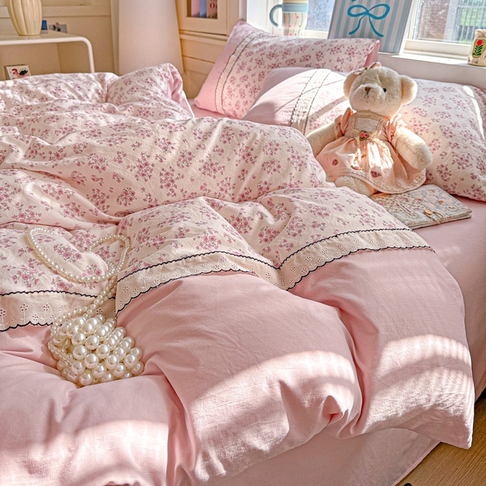 91家纺网 家纺一手货源 找家纺 逸林家纺《原希尔顿逸林》 2026新款春款古法水洗棉法式立体全棉花边拼接款四件套学生三件套单品被套枕套 七分甜