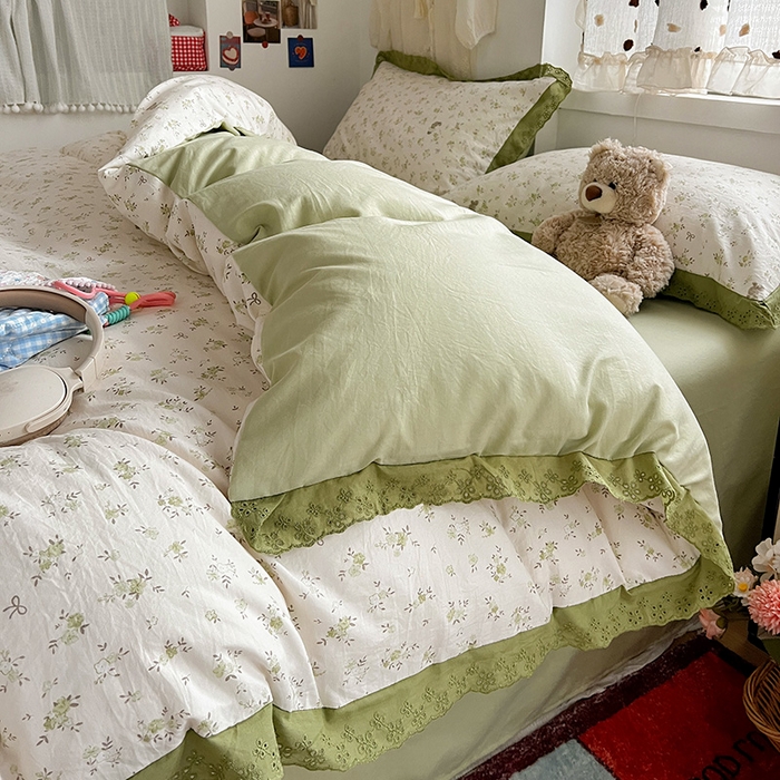 91家纺网 家纺一手货源 找家纺 逸林家纺《原希尔顿逸林》 2026新款春款古法水洗棉法式全棉花边四件套森系花边款四件套 叶初开