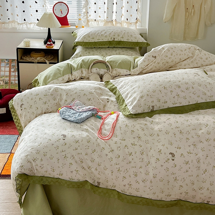 91家纺网 家纺一手货源 找家纺 逸林家纺《原希尔顿逸林》 2026新款春款古法水洗棉法式全棉花边四件套森系花边款四件套 叶初开