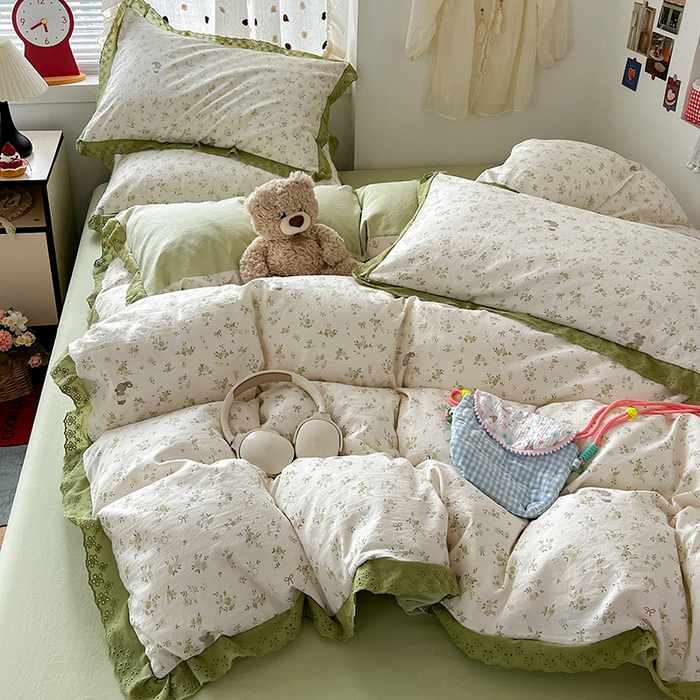 91家纺网 家纺一手货源 找家纺 逸林家纺《原希尔顿逸林》 2026新款春款古法水洗棉法式全棉花边四件套森系花边款四件套 叶初开