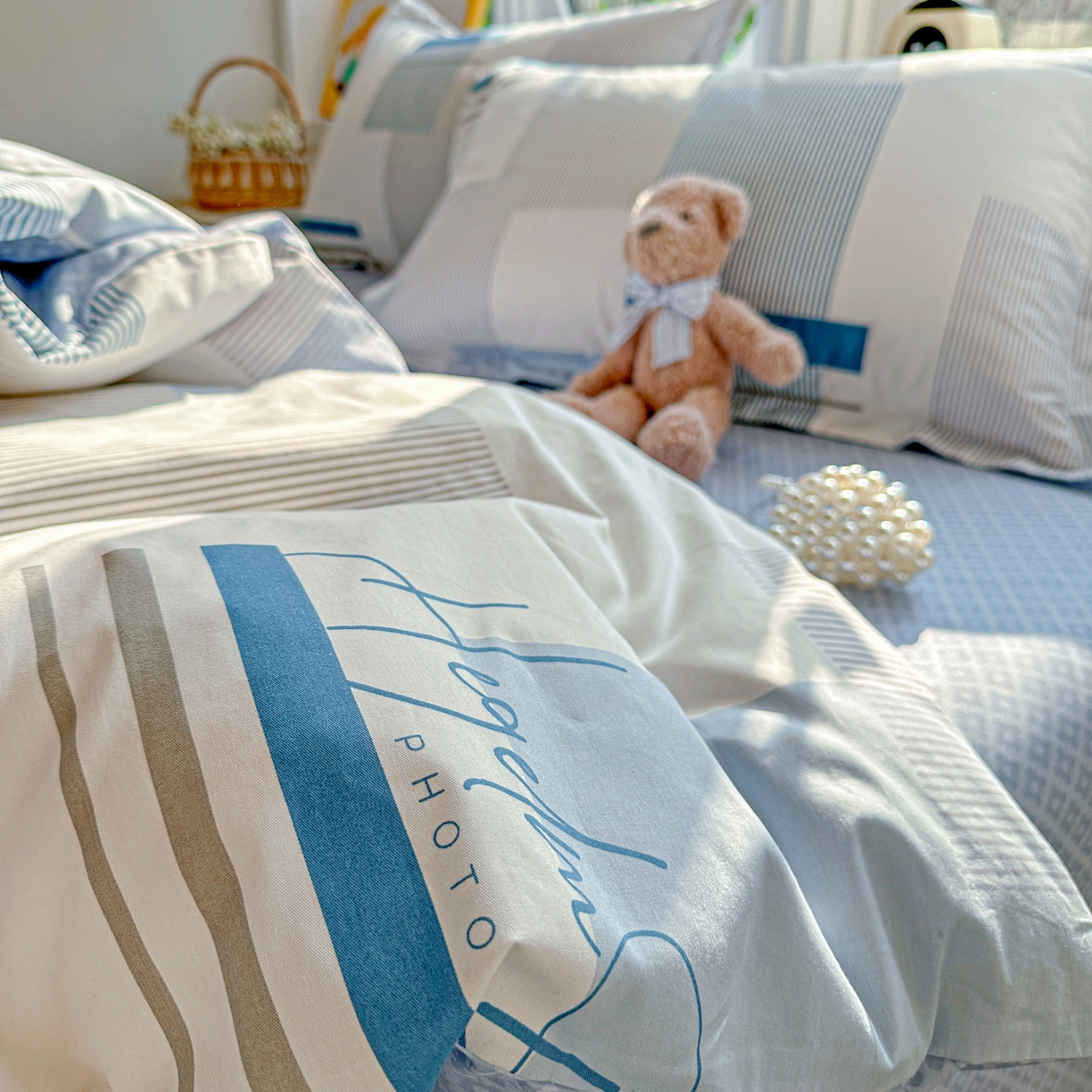 91家纺网 家纺一手货源 找家纺 佳汐蓝家纺 2026新款全棉纯棉加厚13376印花四件套 平行世界