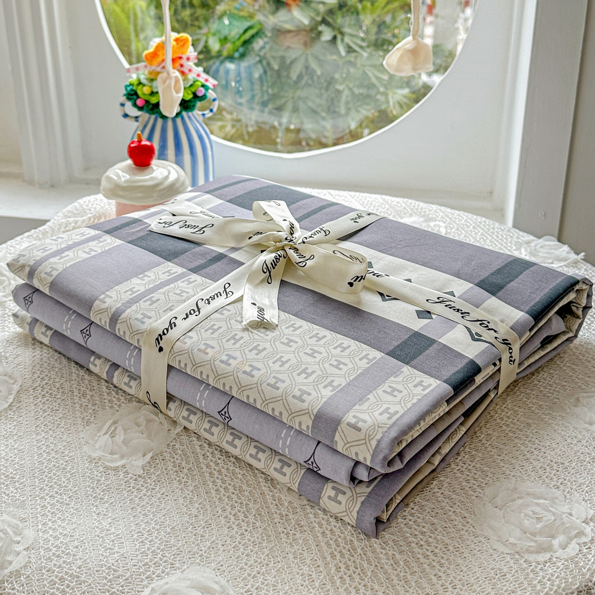 91家纺网 家纺一手货源 找家纺 佳汐蓝家纺 2026新款全棉纯棉加厚13376印花四件套 协奏曲