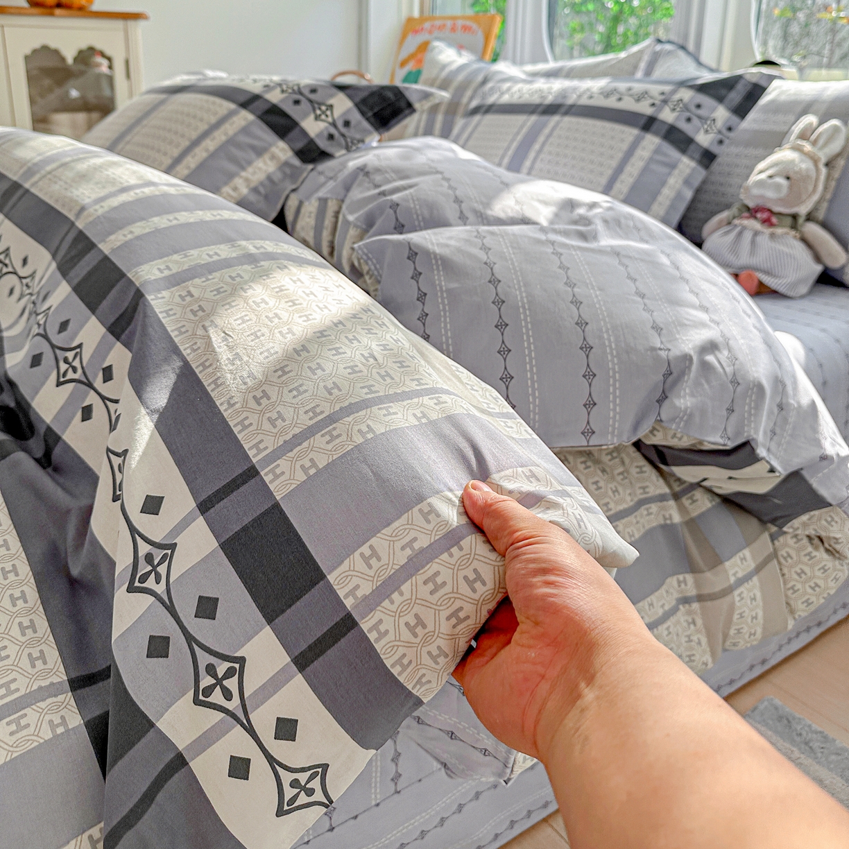 91家纺网 家纺一手货源 找家纺 佳汐蓝家纺 2026新款全棉纯棉加厚13376印花四件套 协奏曲