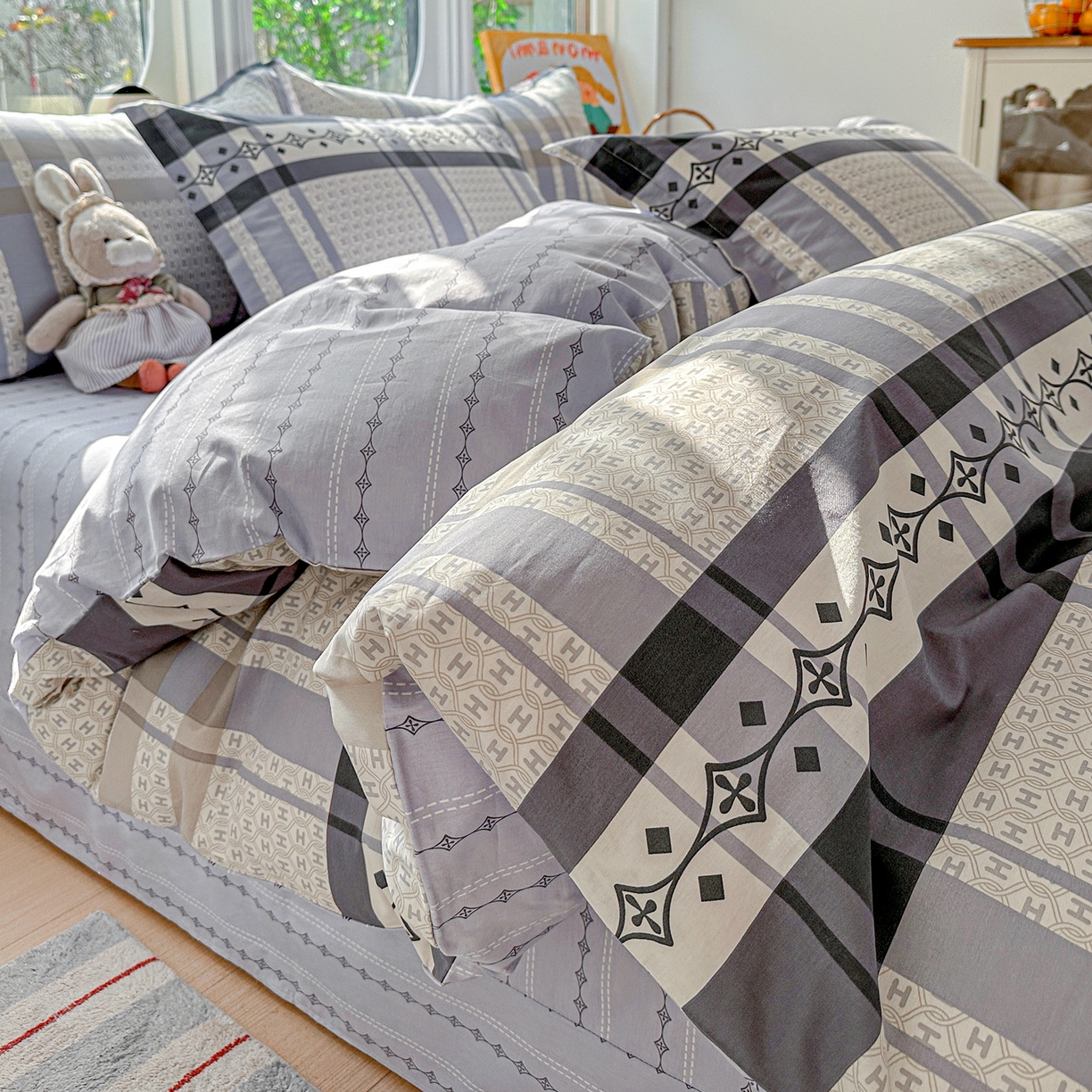 91家纺网 家纺一手货源 找家纺 佳汐蓝家纺 2026新款全棉纯棉加厚13376印花四件套 协奏曲