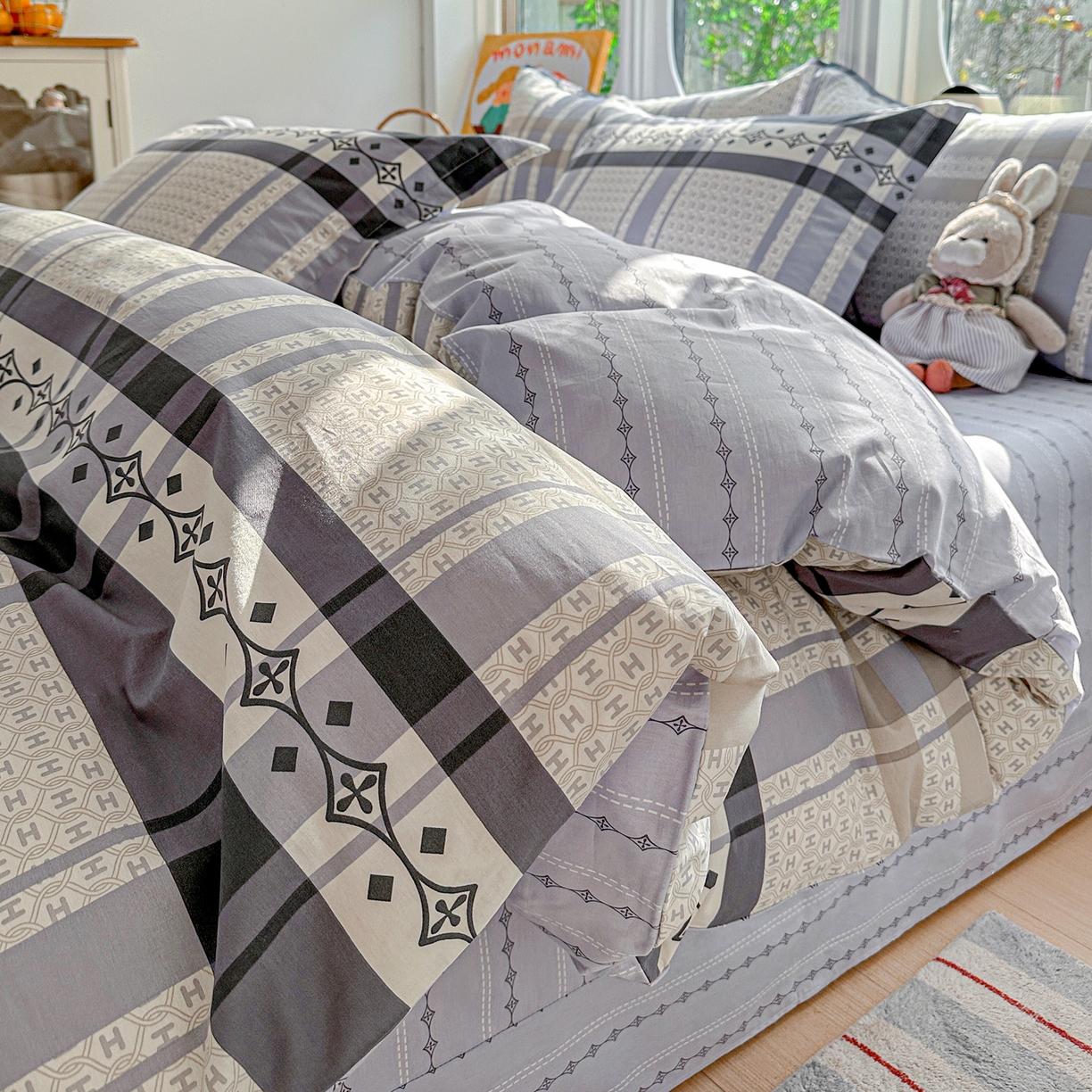 91家纺网 家纺一手货源 找家纺 佳汐蓝家纺 2026新款全棉纯棉加厚13376印花四件套 协奏曲